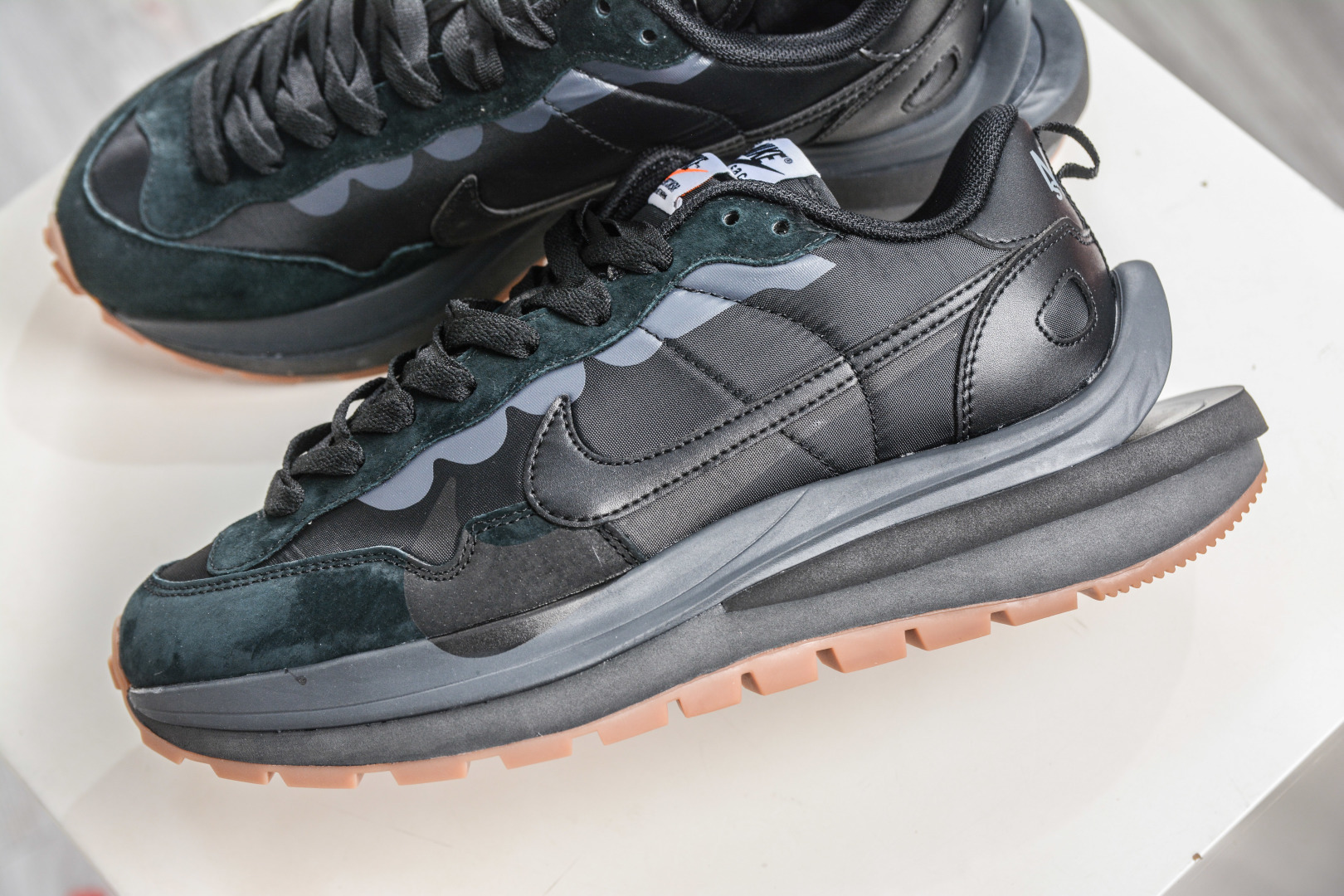 Sacai x Nike VaporWaffle 华夫3.0圆头舒适低帮生活休闲鞋 DD1875-001