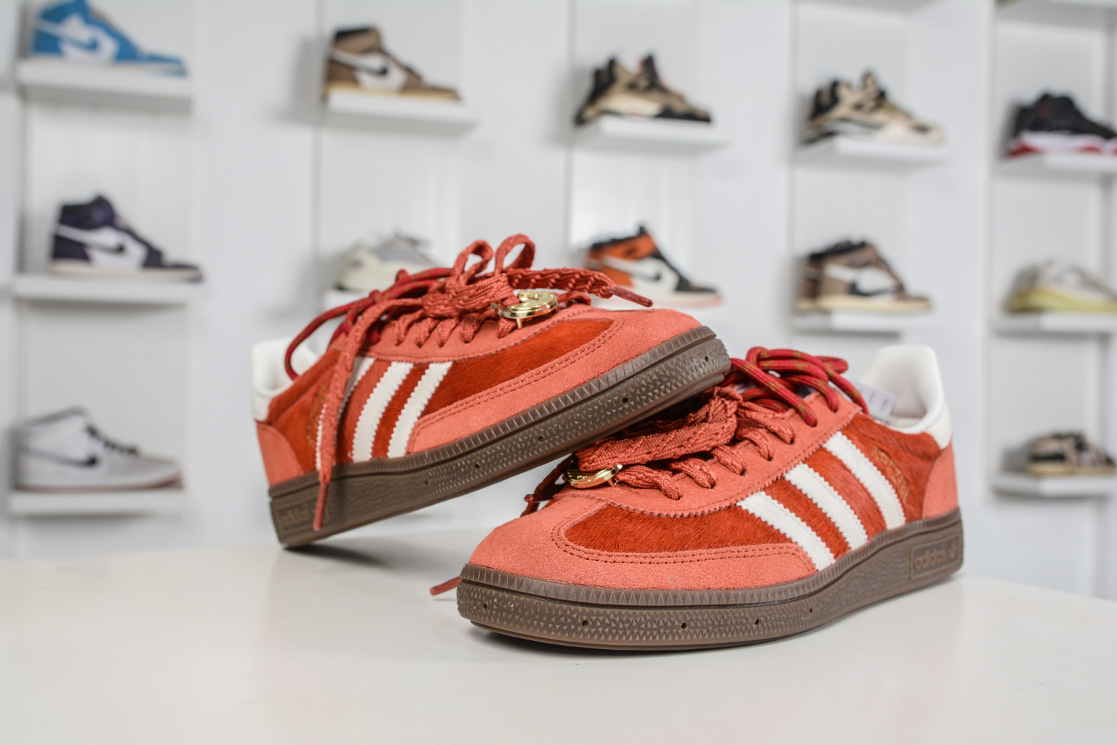 180 X版 Adidas Handball Spezial 阿迪达斯经典款 复古休闲板鞋 KJ6299