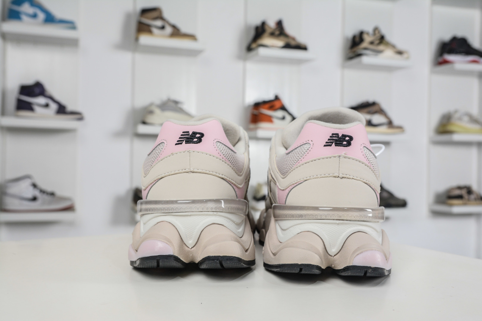 220 T版 新百伦New Balance NB9060 杏粉色 U9060AJD-Chinese UA Cheap High Quatity Brand Clothes Bags handbags Sneakers wholesale wholesaler seller from China Factory suppliers Fashion Clothing Shoes best Quality Beautiful Price 220 T版 新百伦New Balance NB9060 杏粉色 U9060AJD