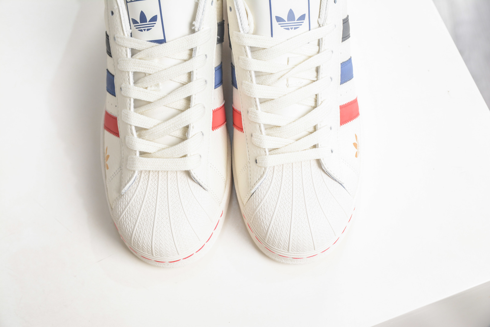 250 AD Originals Super马年限定 贝壳头板鞋 LX0916-Chinese UA Cheap High Quatity Brand Clothes Bags handbags Sneakers wholesale wholesaler seller from China Factory suppliers Fashion Clothing Shoes best Quality Beautiful Price 250 AD Originals Super马年限定 贝壳头板鞋 LX0916
