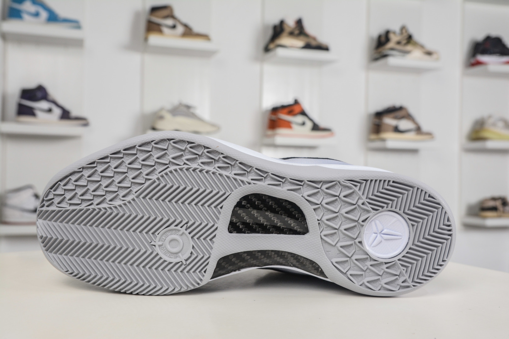 Nike Zoom Kobe VIII 马年限定 CNY新年款 低帮复刻实战运动低帮文化篮球鞋 HF2793-010-Top High Quatity Cheap Sneakers Fashion Clothing Clothes Bags handbags Shoes of all Brand wholesale With The best Quality And Beautiful Price from China Factory Chinese suppliers wholesaler seller Nike Zoom Kobe VIII 马年限定 CNY新年款 低帮复刻实战运动低帮文化篮球鞋 HF2793-010
