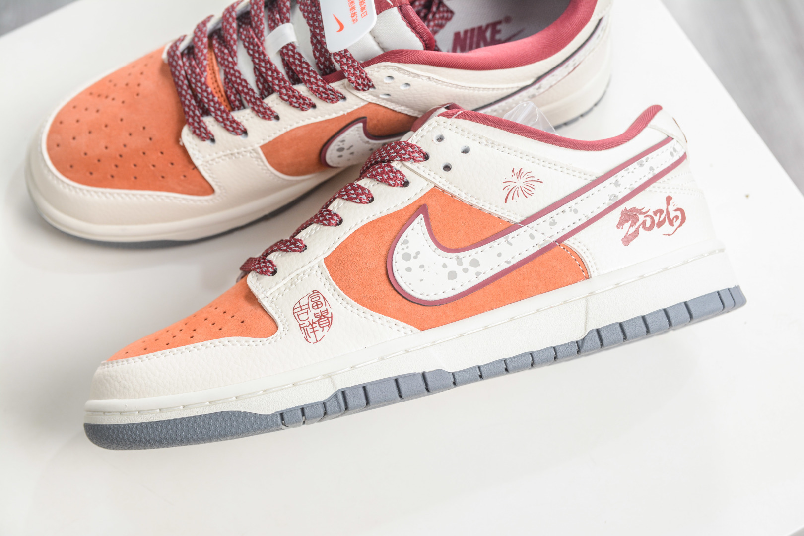 Nike SB Dunk Low 丙午马年限定-富贵吉祥 MN1688-116-Top High Quatity Cheap Sneakers Fashion Clothing Clothes Bags handbags Shoes of all Brand wholesale With The best Quality And Beautiful Price from China Factory Chinese suppliers wholesaler seller Nike SB Dunk Low 丙午马年限定-富贵吉祥 MN1688-116