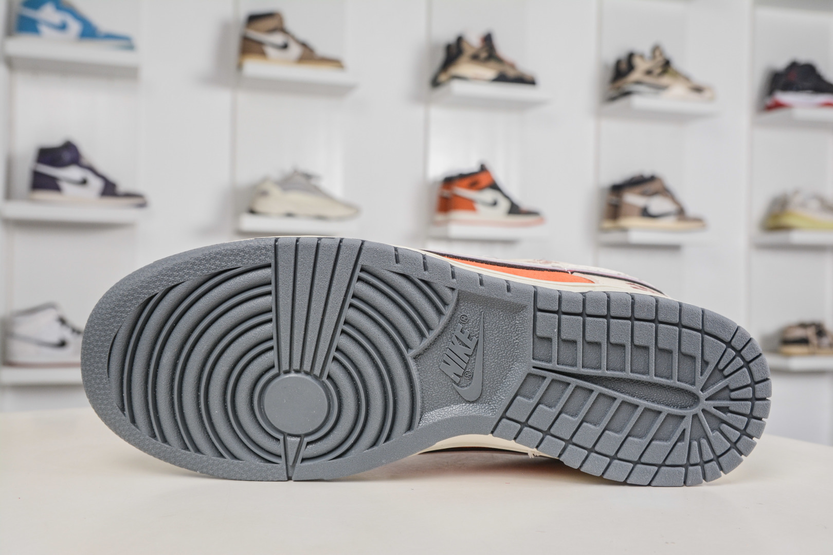 Nike SB Dunk Low 丙午马年限定-富贵吉祥 MN1688-116-Top High Quatity Cheap Sneakers Fashion Clothing Clothes Bags handbags Shoes of all Brand wholesale With The best Quality And Beautiful Price from China Factory Chinese suppliers wholesaler seller Nike SB Dunk Low 丙午马年限定-富贵吉祥 MN1688-116