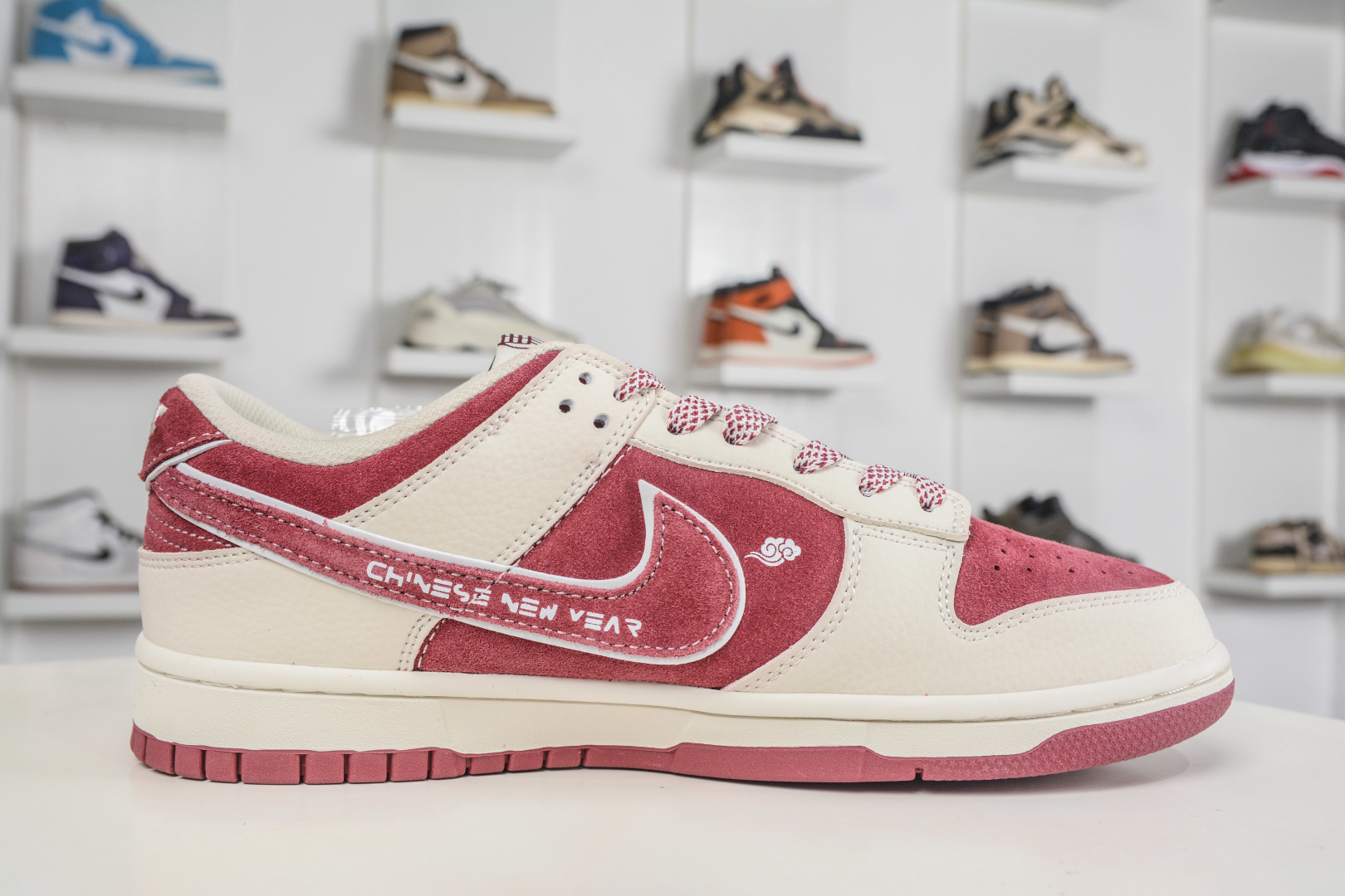 270 Nike SB Dunk Low 丙午马年限定-骏马刺绣 DN3168-024-Chinese UA Cheap High Quatity Brand Clothes Bags handbags Sneakers wholesale wholesaler seller from China Factory suppliers Fashion Clothing Shoes best Quality Beautiful Price 270 Nike SB Dunk Low 丙午马年限定-骏马刺绣 DN3168-024