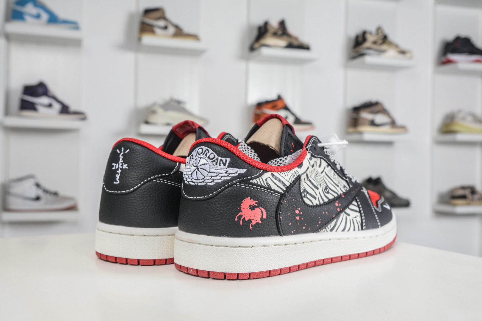 270 TS x Nike Air Jordan 1 Low 马年限定 黑红斑马 DZ2688-109-Chinese UA Cheap High Quatity Brand Clothes Bags handbags Sneakers wholesale wholesaler seller from China Factory suppliers Fashion Clothing Shoes best Quality Beautiful Price 270 TS x Nike Air Jordan 1 Low 马年限定 黑红斑马 DZ2688-109