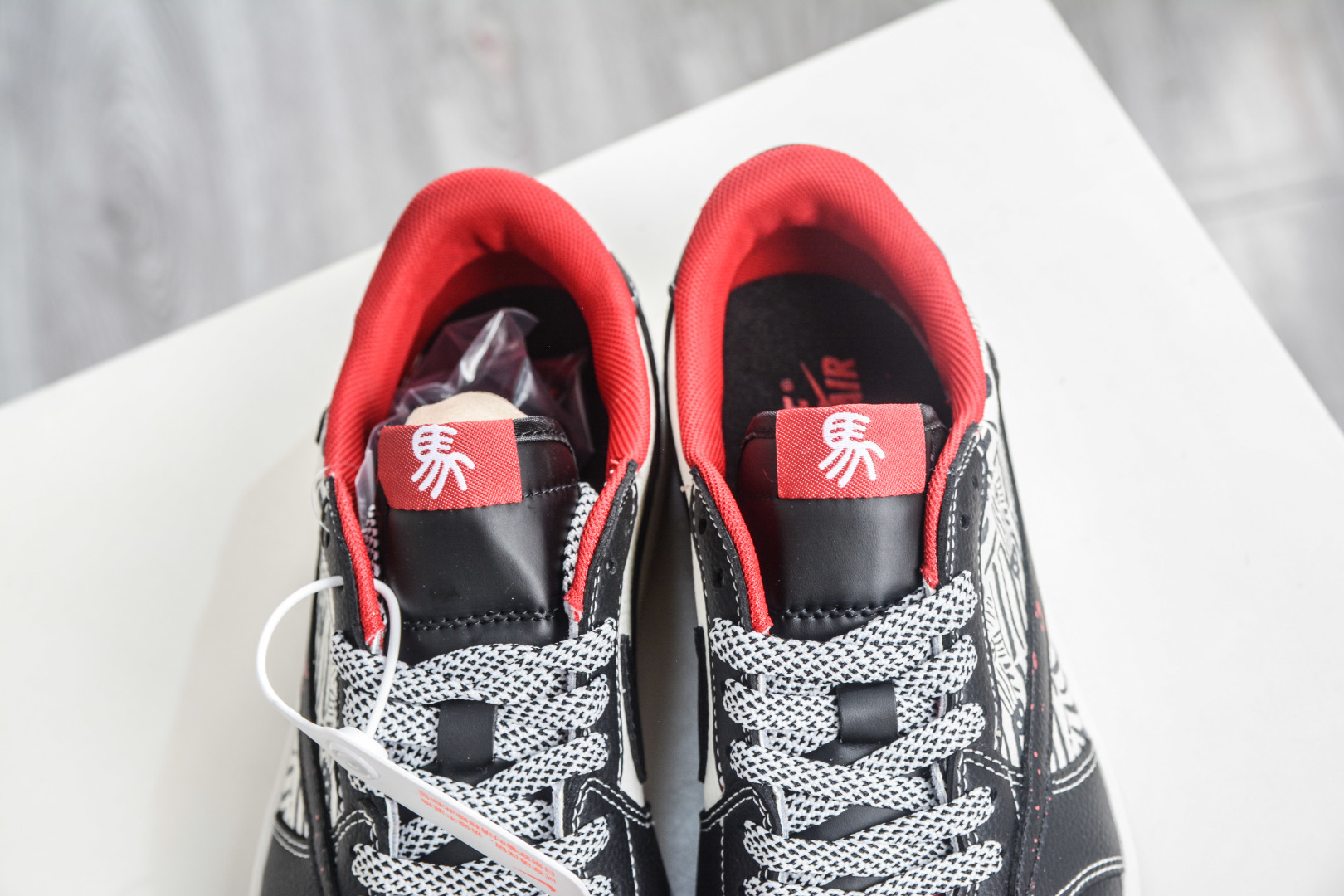 270 TS x Nike Air Jordan 1 Low 马年限定 黑红斑马 DZ2688-109-Chinese UA Cheap High Quatity Brand Clothes Bags handbags Sneakers wholesale wholesaler seller from China Factory suppliers Fashion Clothing Shoes best Quality Beautiful Price 270 TS x Nike Air Jordan 1 Low 马年限定 黑红斑马 DZ2688-109
