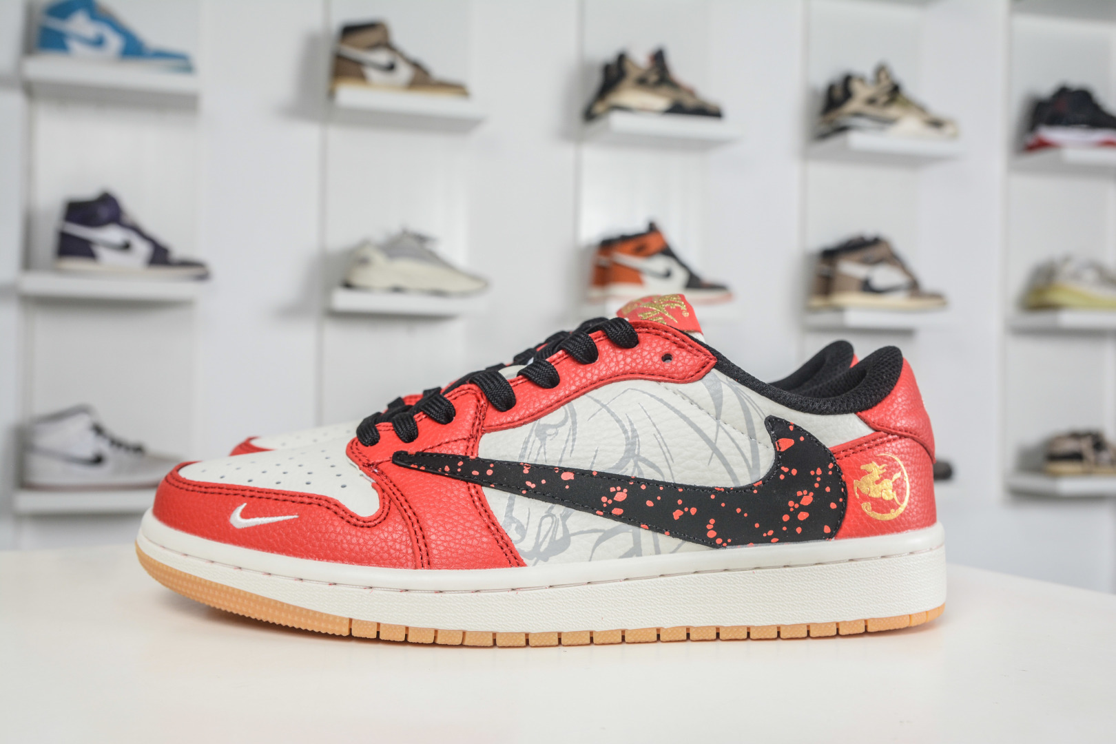 270 TS x Nike Air Jordan 1 Low 马年限定 白红点墨 NH0601-063-Chinese UA Cheap High Quatity Brand Clothes Bags handbags Sneakers wholesale wholesaler seller from China Factory suppliers Fashion Clothing Shoes best Quality Beautiful Price 270 TS x Nike Air Jordan 1 Low 马年限定 白红点墨 NH0601-063