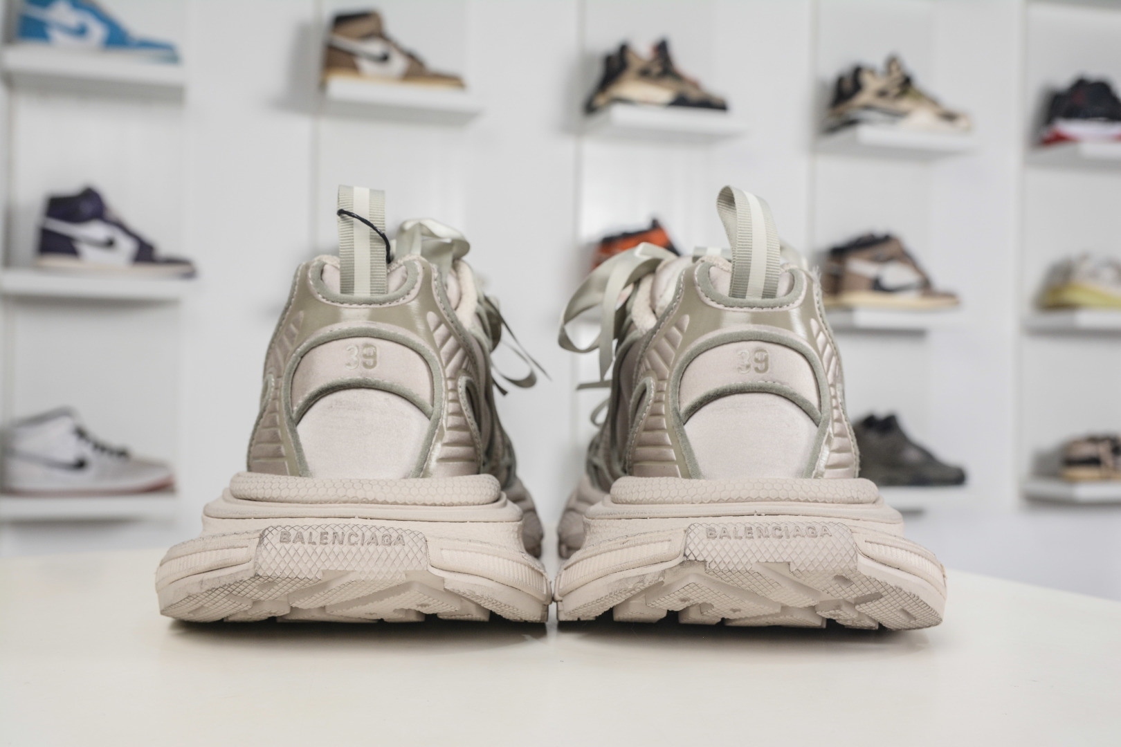 XA版本顶级BALENCIAGA 3XL 丝绸飘带 Sneakers 巴黎世家十代 3XL巴黎老爹一脚蹬 734734 W3XSB 9200-Top High Quatity Cheap Sneakers Fashion Clothing Clothes Bags handbags Shoes of all Brand wholesale With The best Quality And Beautiful Price from China Factory Chinese suppliers wholesaler seller XA版本顶级BALENCIAGA 3XL 丝绸飘带 Sneakers 巴黎世家十代 3XL巴黎老爹一脚蹬 734734 W3XSB 9200