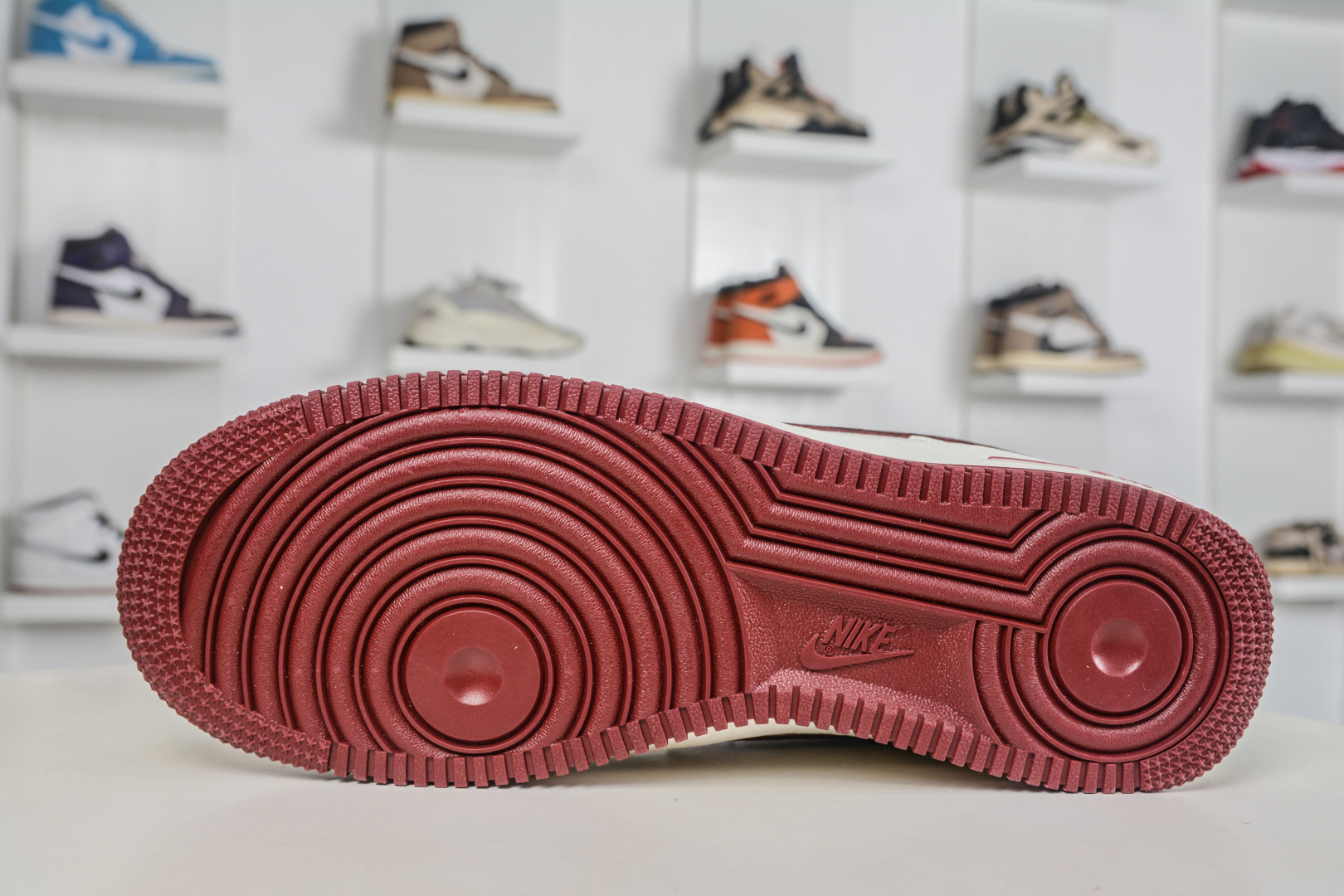 Nike Air Force 1 Low 情人节限定 白韵红缘 NH0601-539-Top High Quatity Cheap Sneakers Fashion Clothing Clothes Bags handbags Shoes of all Brand wholesale With The best Quality And Beautiful Price from China Factory Chinese suppliers wholesaler seller Nike Air Force 1 Low 情人节限定 白韵红缘 NH0601-539