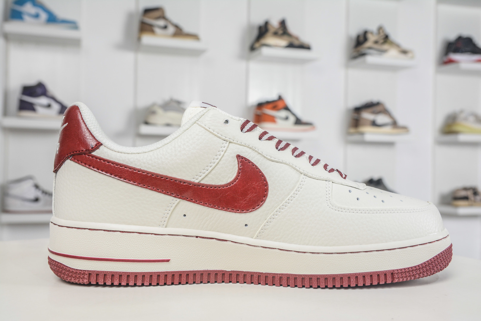Nike Air Force 1 Low 情人节限定 白韵红缘 NH0601-539-Top High Quatity Cheap Sneakers Fashion Clothing Clothes Bags handbags Shoes of all Brand wholesale With The best Quality And Beautiful Price from China Factory Chinese suppliers wholesaler seller Nike Air Force 1 Low 情人节限定 白韵红缘 NH0601-539