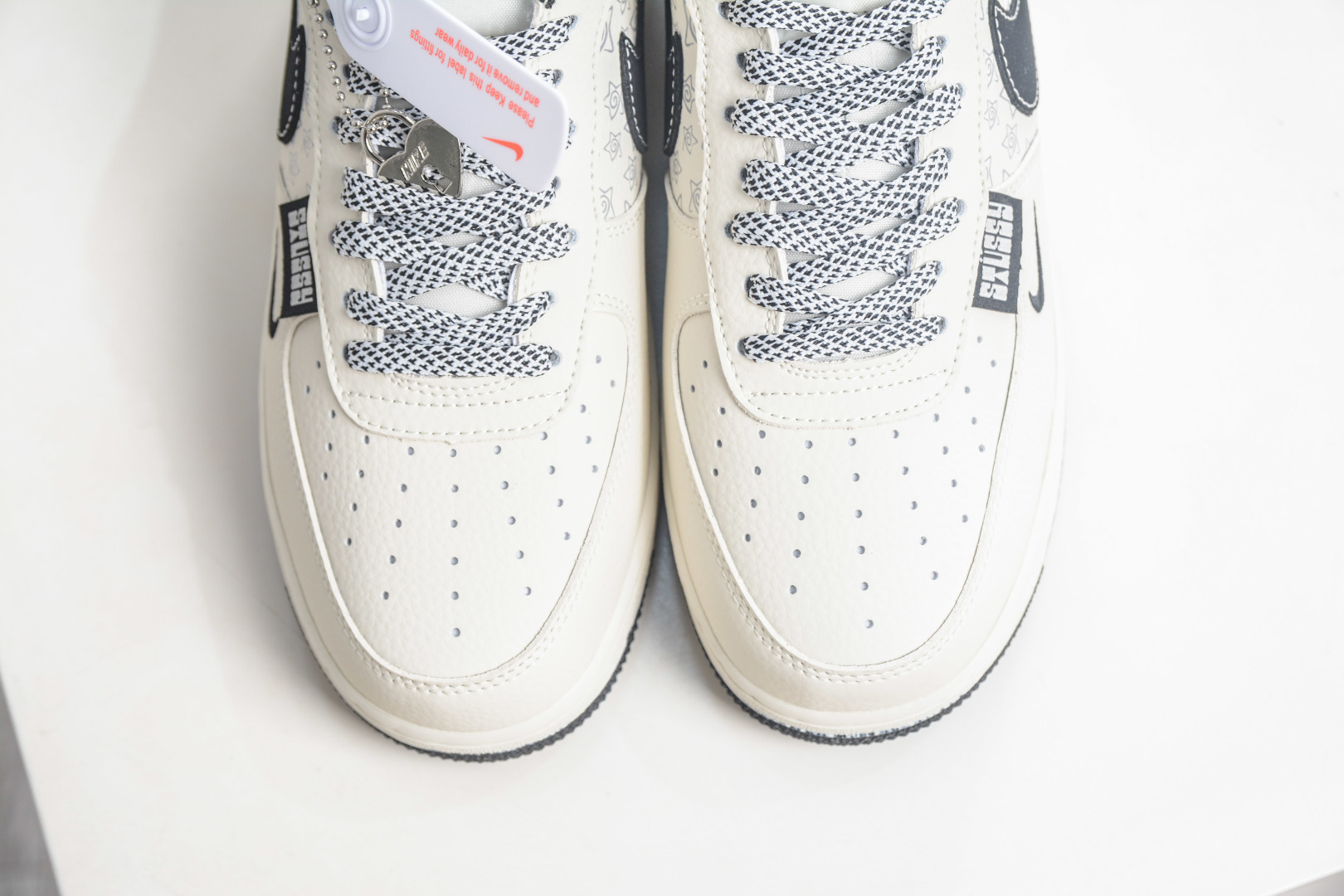 Stussy x NIke Air Force 1 斯图西联名-星星涂鸦 DW8806-006-Top High Quatity Cheap Sneakers Fashion Clothing Clothes Bags handbags Shoes of all Brand wholesale With The best Quality And Beautiful Price from China Factory Chinese suppliers wholesaler seller Stussy x NIke Air Force 1 斯图西联名-星星涂鸦 DW8806-006