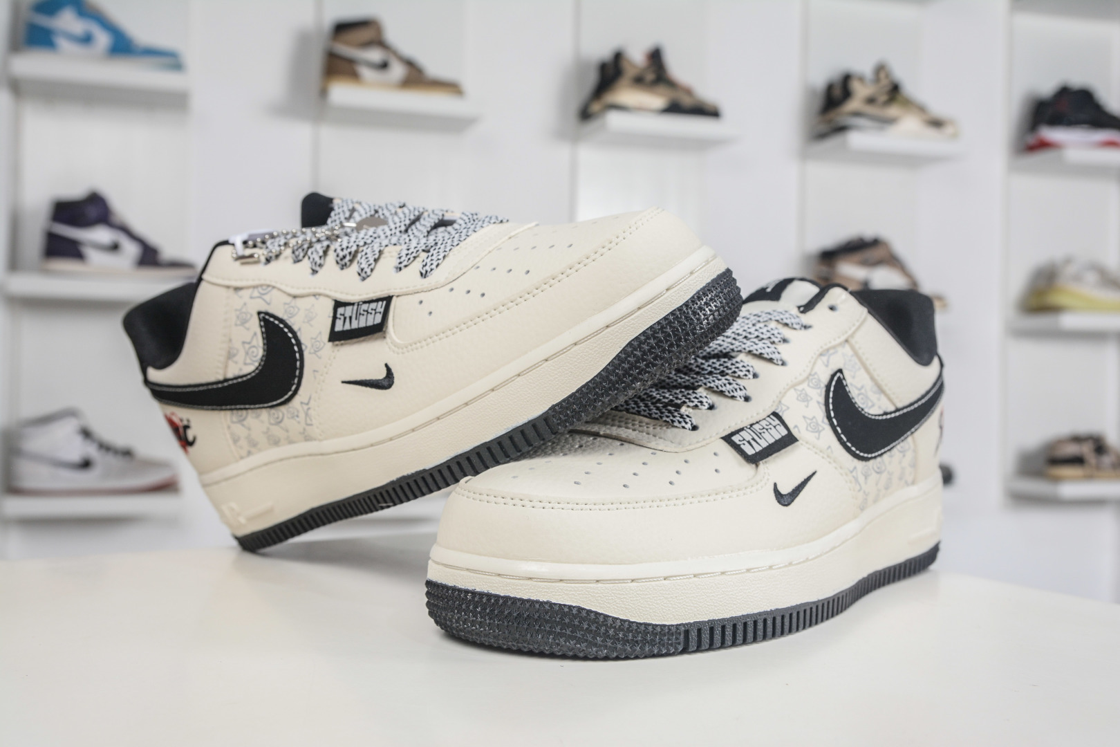 Stussy x NIke Air Force 1 斯图西联名-星星涂鸦 DW8806-006-Top High Quatity Cheap Sneakers Fashion Clothing Clothes Bags handbags Shoes of all Brand wholesale With The best Quality And Beautiful Price from China Factory Chinese suppliers wholesaler seller Stussy x NIke Air Force 1 斯图西联名-星星涂鸦 DW8806-006