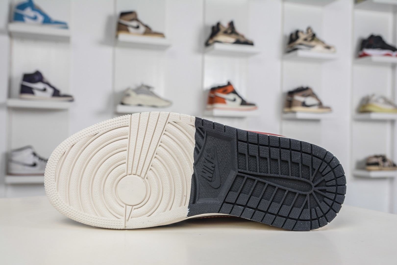 270 TS x Nike Air Jordan 1 Low 马年限定 米黑红 JW1188-181-Chinese UA Cheap High Quatity Brand Clothes Bags handbags Sneakers wholesale wholesaler seller from China Factory suppliers Fashion Clothing Shoes best Quality Beautiful Price 270 TS x Nike Air Jordan 1 Low 马年限定 米黑红 JW1188-181