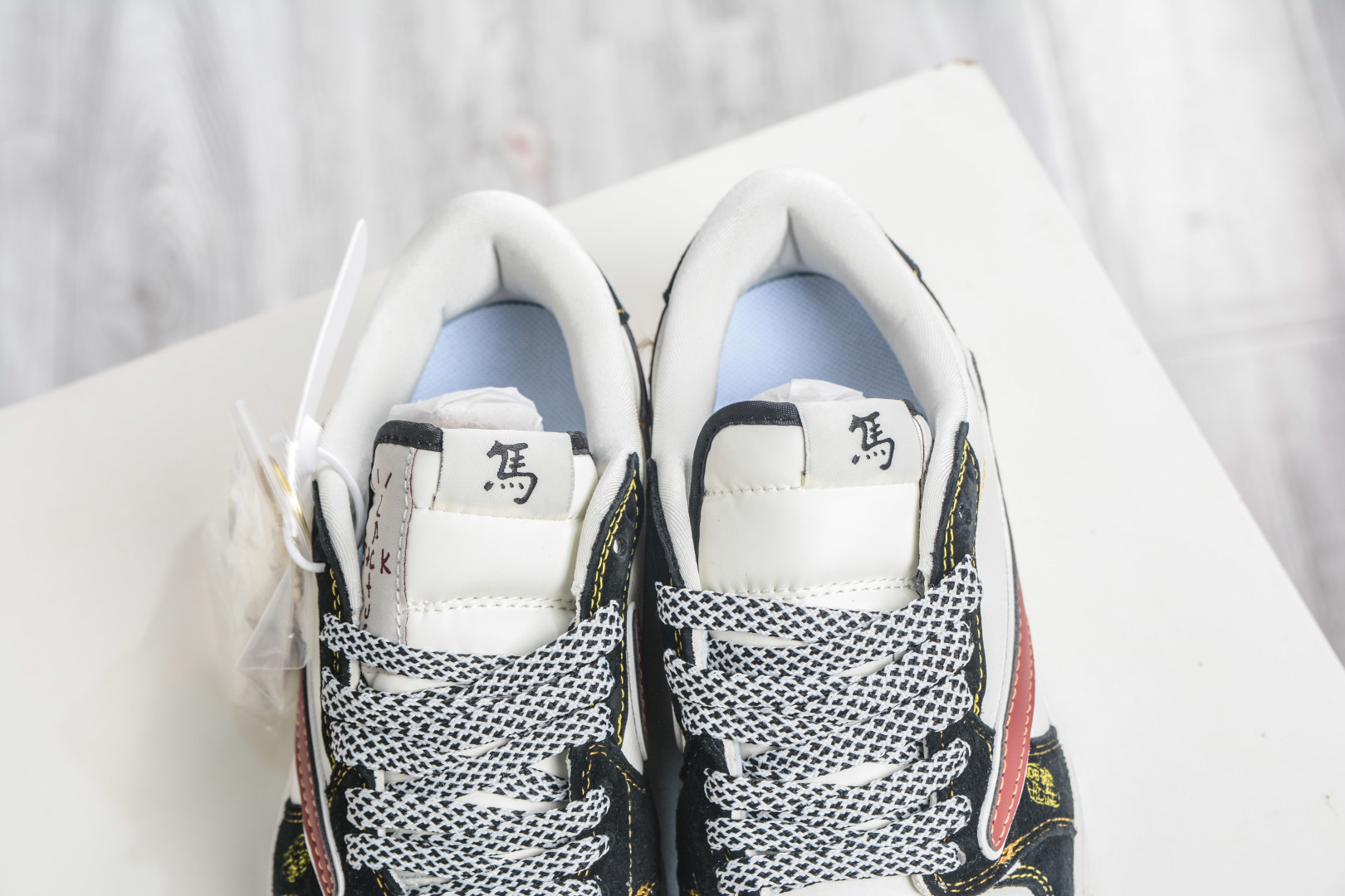 270 TS x Nike Air Jordan 1 Low 马年限定 米黑红 JW1188-181-Chinese UA Cheap High Quatity Brand Clothes Bags handbags Sneakers wholesale wholesaler seller from China Factory suppliers Fashion Clothing Shoes best Quality Beautiful Price 270 TS x Nike Air Jordan 1 Low 马年限定 米黑红 JW1188-181