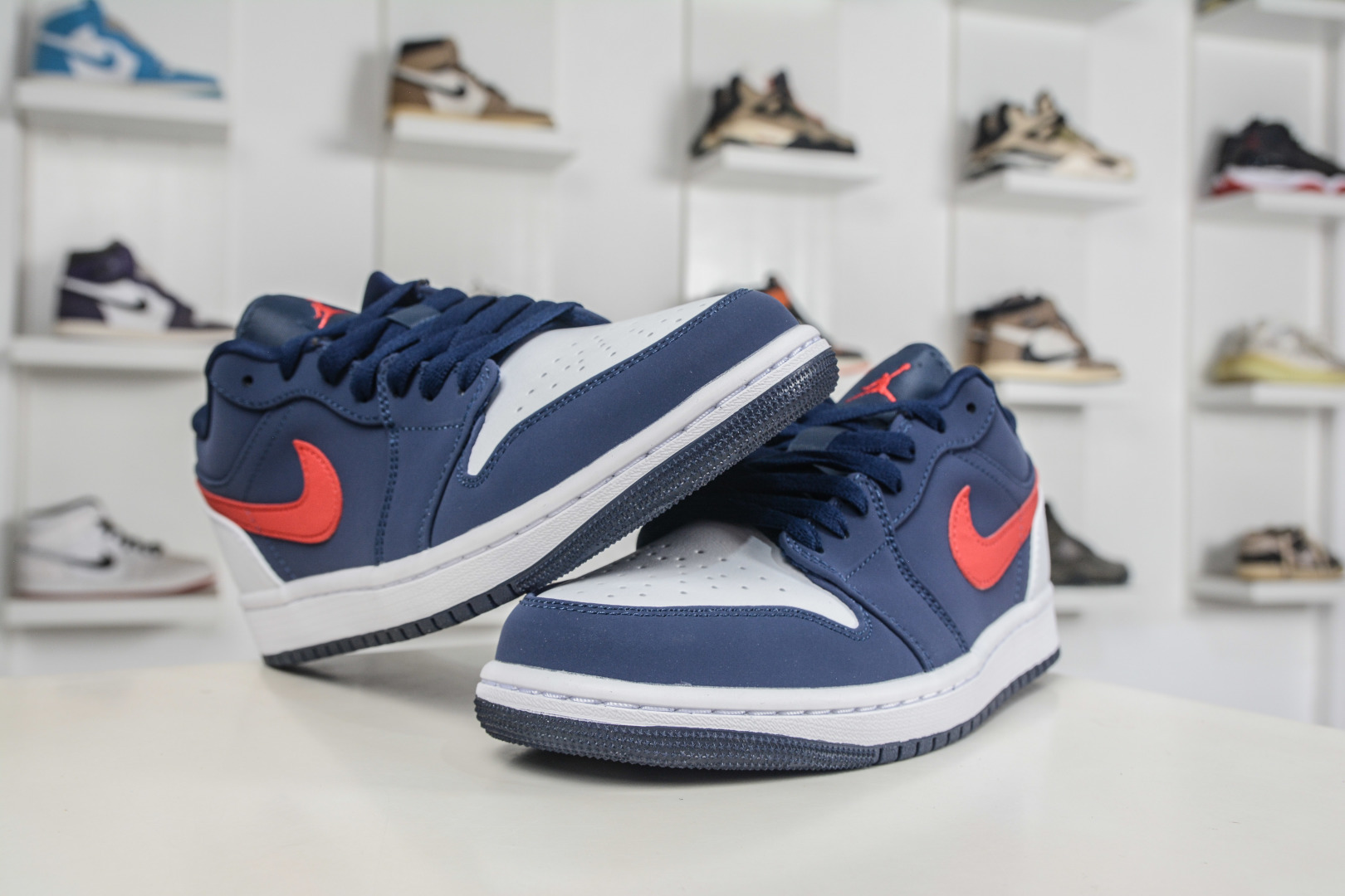 Air Jordan AJ1 Low 低帮 白蓝红 CZ8454-400-Top High Quatity Cheap Sneakers Fashion Clothing Clothes Bags handbags Shoes of all Brand wholesale With The best Quality And Beautiful Price from China Factory Chinese suppliers wholesaler seller Air Jordan AJ1 Low 低帮 白蓝红 CZ8454-400
