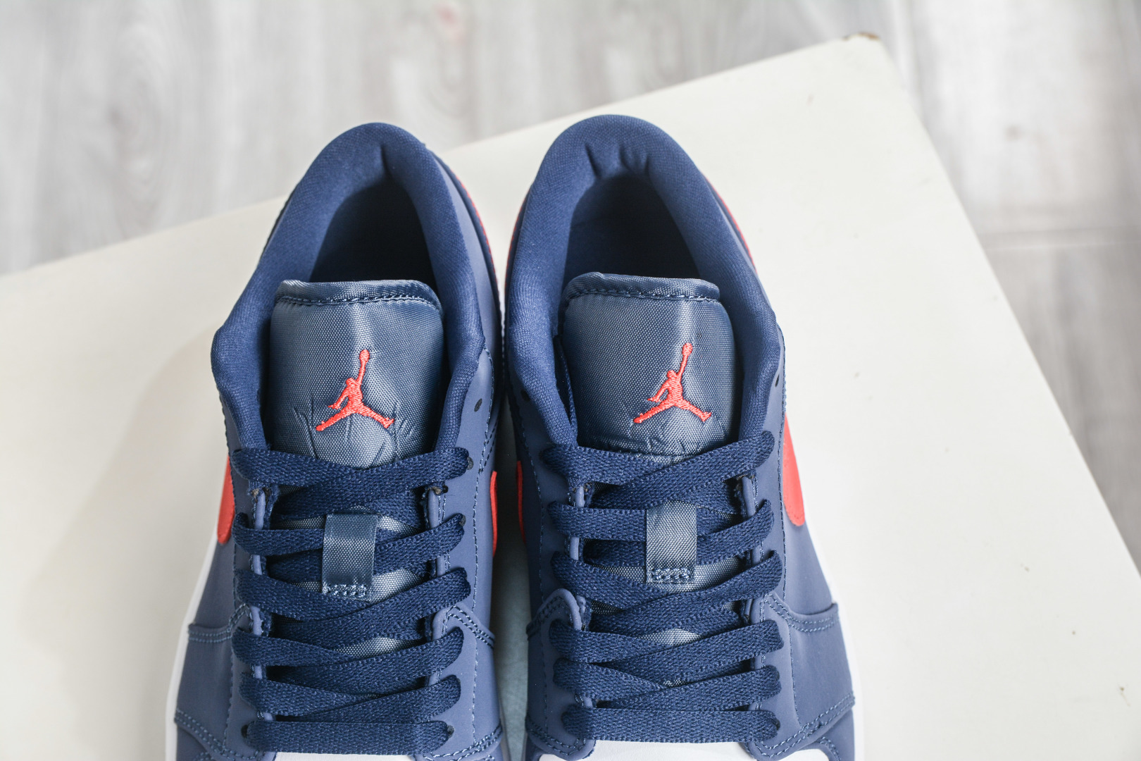 Air Jordan AJ1 Low 低帮 白蓝红 CZ8454-400-Top High Quatity Cheap Sneakers Fashion Clothing Clothes Bags handbags Shoes of all Brand wholesale With The best Quality And Beautiful Price from China Factory Chinese suppliers wholesaler seller Air Jordan AJ1 Low 低帮 白蓝红 CZ8454-400