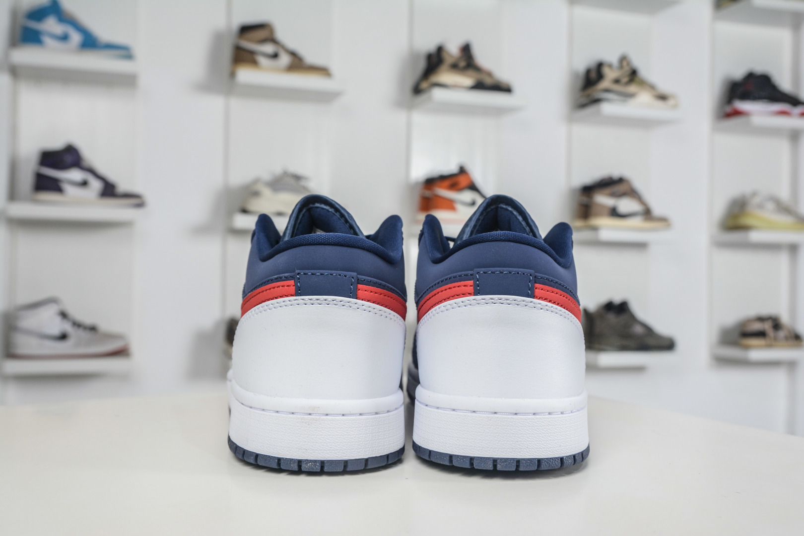 Air Jordan AJ1 Low 低帮 白蓝红 CZ8454-400-Top High Quatity Cheap Sneakers Fashion Clothing Clothes Bags handbags Shoes of all Brand wholesale With The best Quality And Beautiful Price from China Factory Chinese suppliers wholesaler seller Air Jordan AJ1 Low 低帮 白蓝红 CZ8454-400