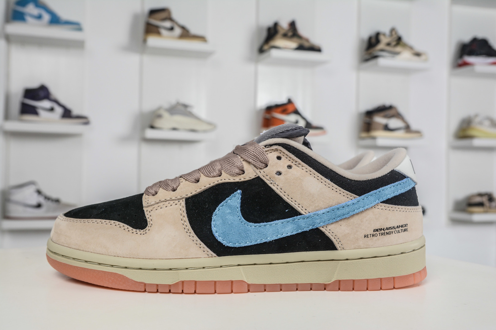 200 Nike Dunk SB Low 黄黑蓝生胶 HJ0367-200