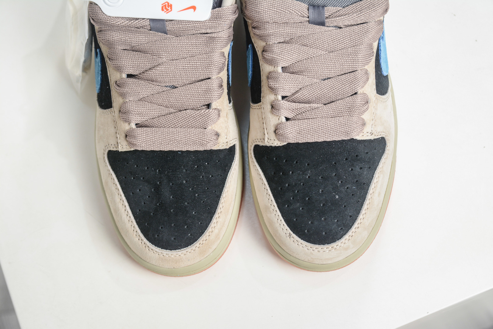200 Nike Dunk SB Low 黄黑蓝生胶 HJ0367-200