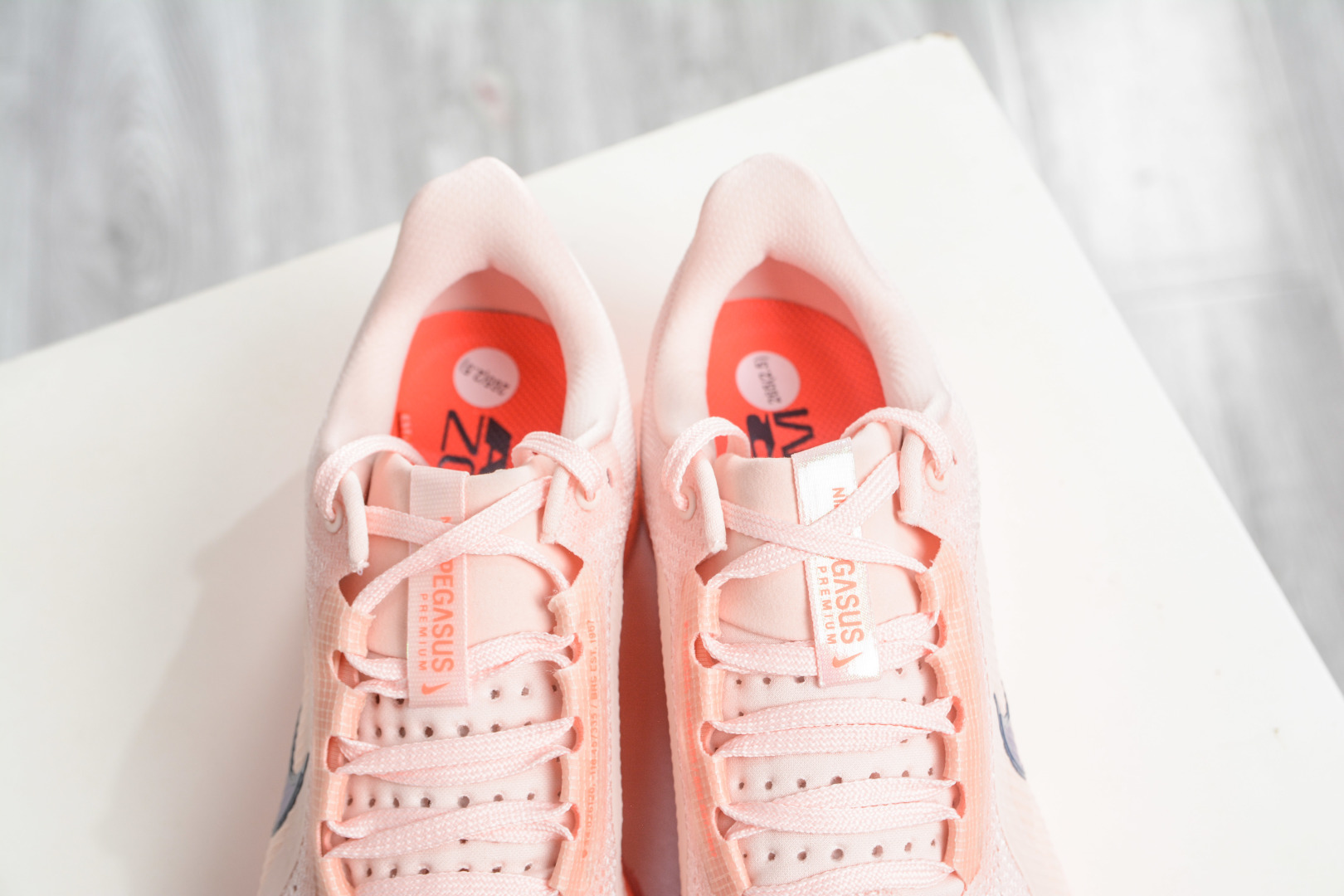 270 NK Pegasus Premium系列 全掌气垫纤维气柱网面跑步鞋 II6308-600-Chinese UA Cheap High Quatity Brand Clothes Bags handbags Sneakers wholesale wholesaler seller from China Factory suppliers Fashion Clothing Shoes best Quality Beautiful Price 270 NK Pegasus Premium系列 全掌气垫纤维气柱网面跑步鞋 II6308-600