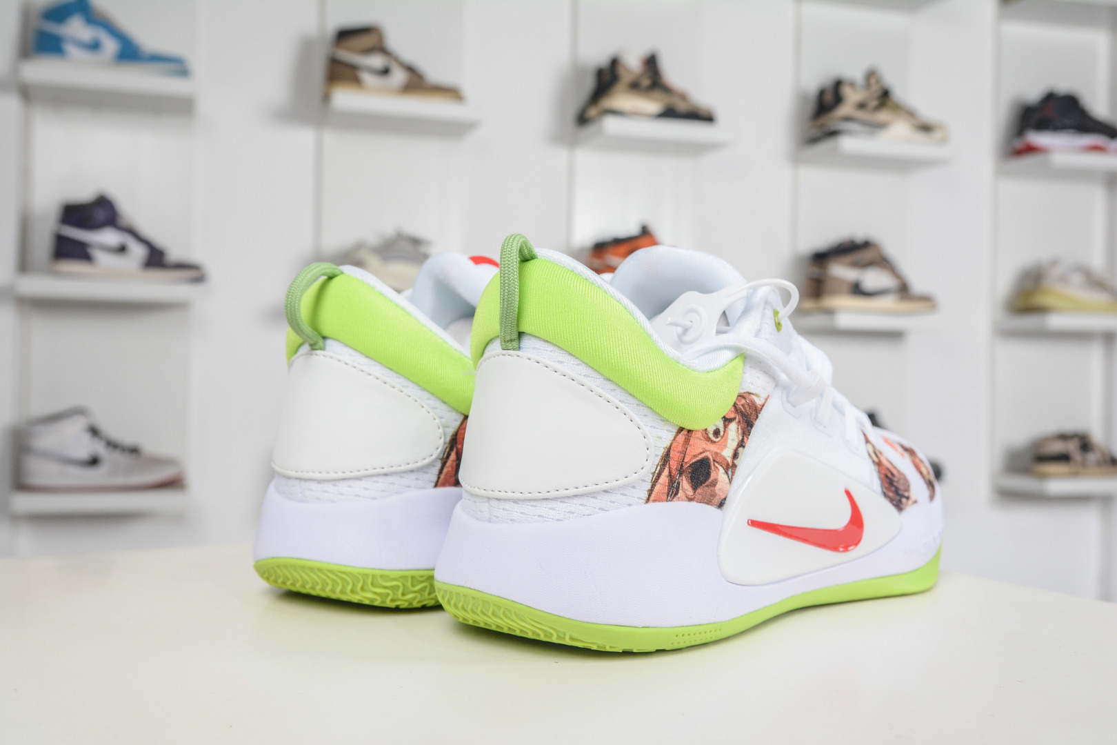 Nike Zoom Hyperdunk 2019「马年限定·萌趣战马」AR0465-012