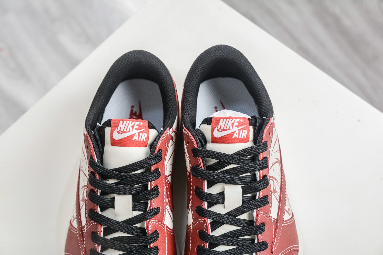 TS x Nike Air Jordan 1 Low 马年限定 白红绘影 NH0601-065-Top High Quatity Cheap Sneakers Fashion Clothing Clothes Bags handbags Shoes of all Brand wholesale With The best Quality And Beautiful Price from China Factory Chinese suppliers wholesaler seller TS x Nike Air Jordan 1 Low 马年限定 白红绘影 NH0601-065