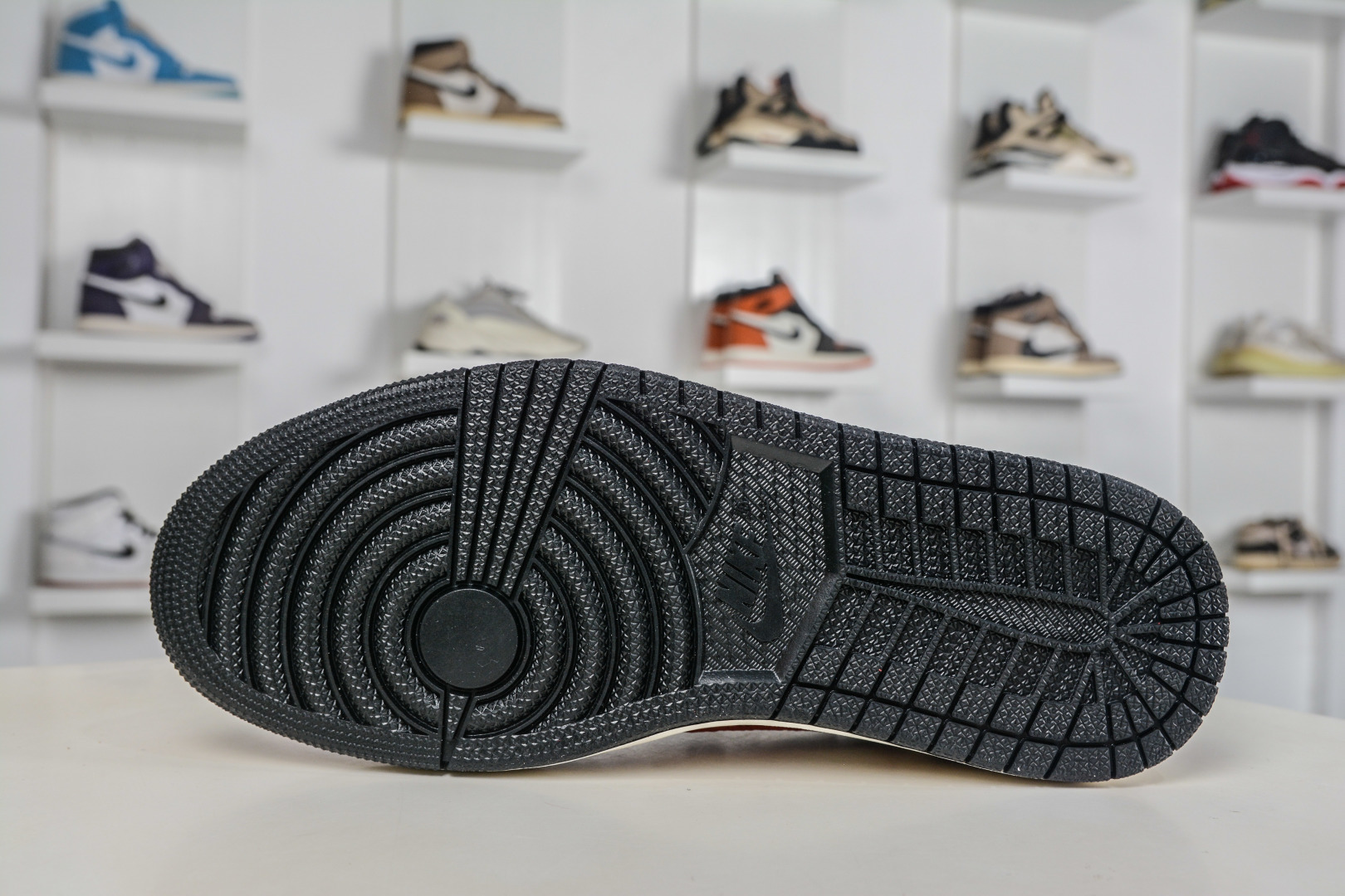 TS x Nike Air Jordan 1 Low 马年限定 白红绘影 NH0601-065-Top High Quatity Cheap Sneakers Fashion Clothing Clothes Bags handbags Shoes of all Brand wholesale With The best Quality And Beautiful Price from China Factory Chinese suppliers wholesaler seller TS x Nike Air Jordan 1 Low 马年限定 白红绘影 NH0601-065