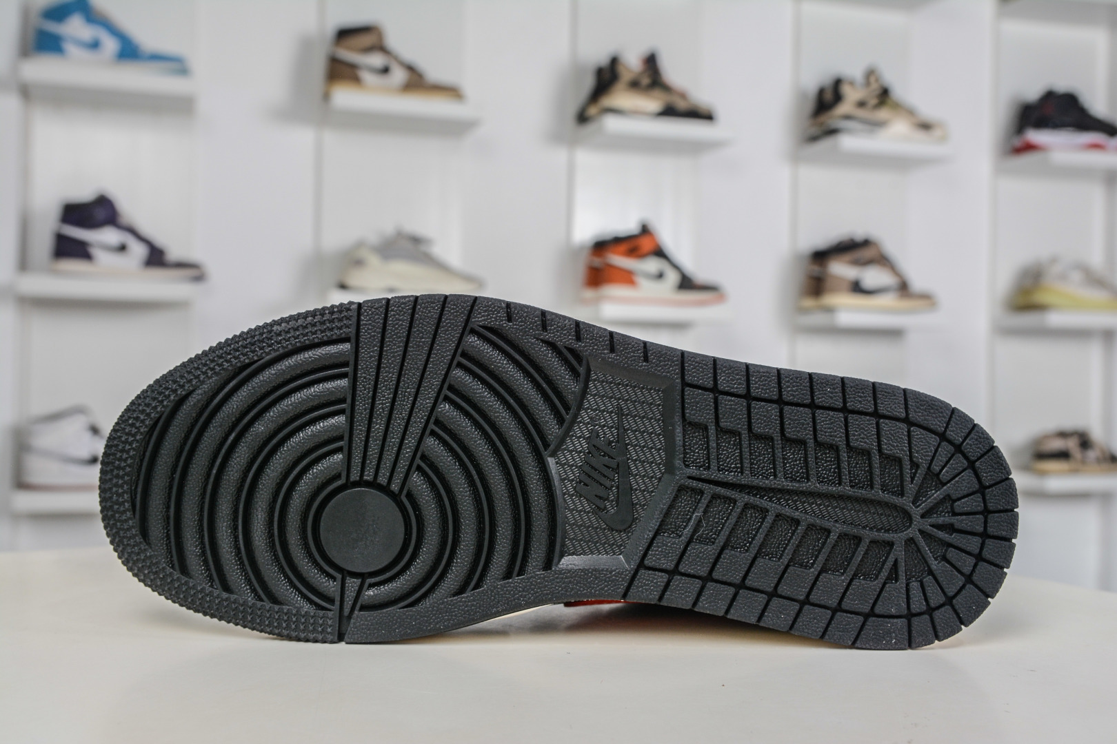 270 Air Jordan 1 Retro Low 马年限定-黑红 DX6259-601-Chinese UA Cheap High Quatity Brand Clothes Bags handbags Sneakers wholesale wholesaler seller from China Factory suppliers Fashion Clothing Shoes best Quality Beautiful Price 270 Air Jordan 1 Retro Low 马年限定-黑红 DX6259-601