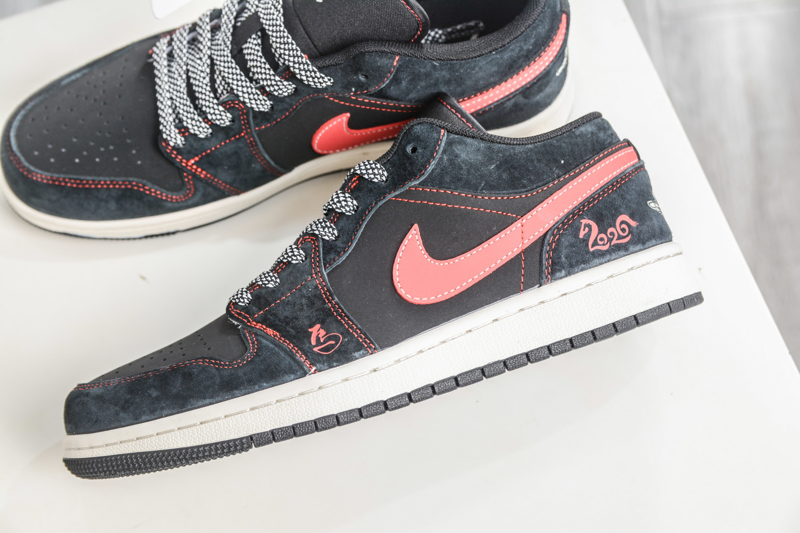 270 Air Jordan 1 Retro Low 马年限定-黑红 DX6259-601-Chinese UA Cheap High Quatity Brand Clothes Bags handbags Sneakers wholesale wholesaler seller from China Factory suppliers Fashion Clothing Shoes best Quality Beautiful Price 270 Air Jordan 1 Retro Low 马年限定-黑红 DX6259-601