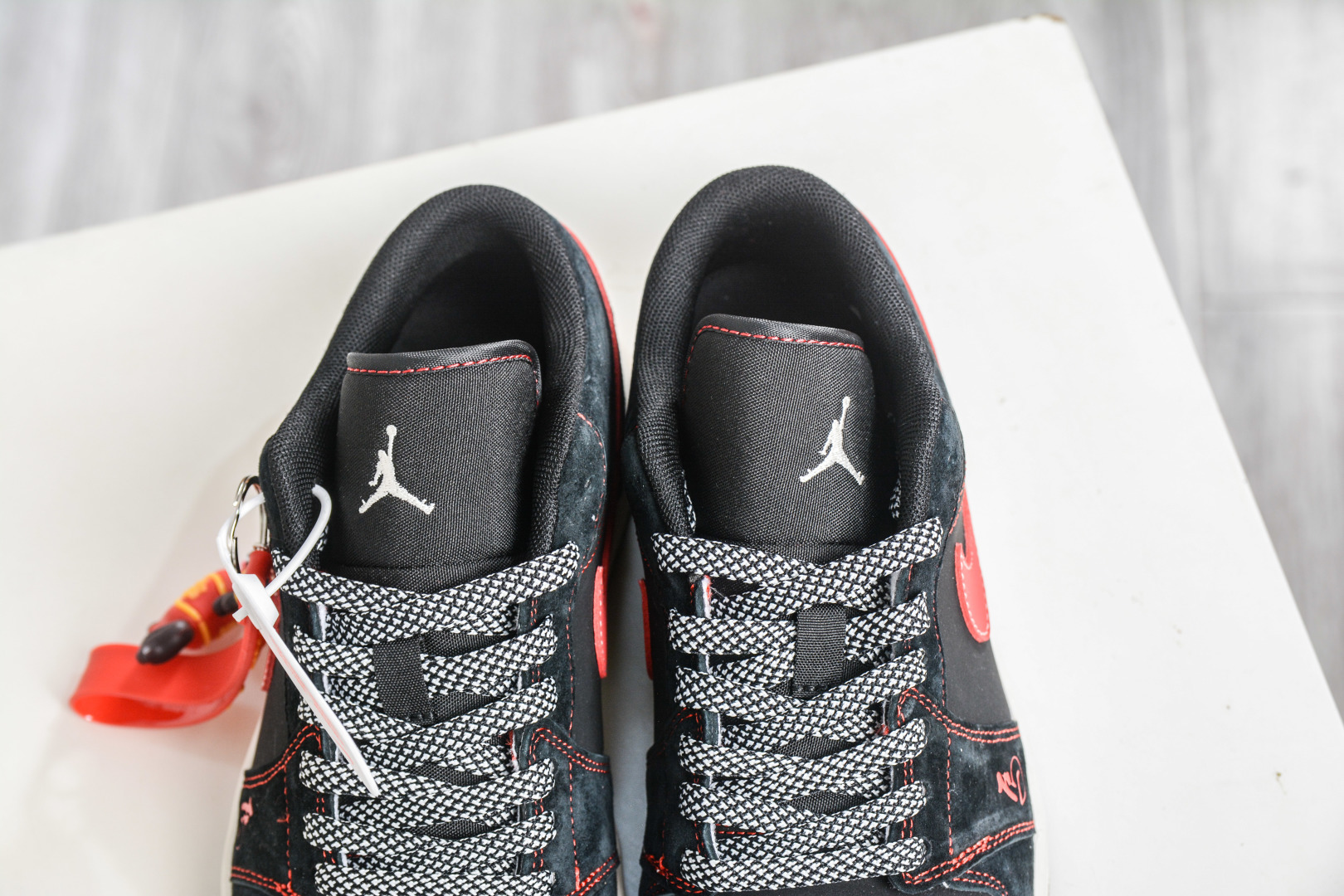 270 Air Jordan 1 Retro Low 马年限定-黑红 DX6259-601-Chinese UA Cheap High Quatity Brand Clothes Bags handbags Sneakers wholesale wholesaler seller from China Factory suppliers Fashion Clothing Shoes best Quality Beautiful Price 270 Air Jordan 1 Retro Low 马年限定-黑红 DX6259-601
