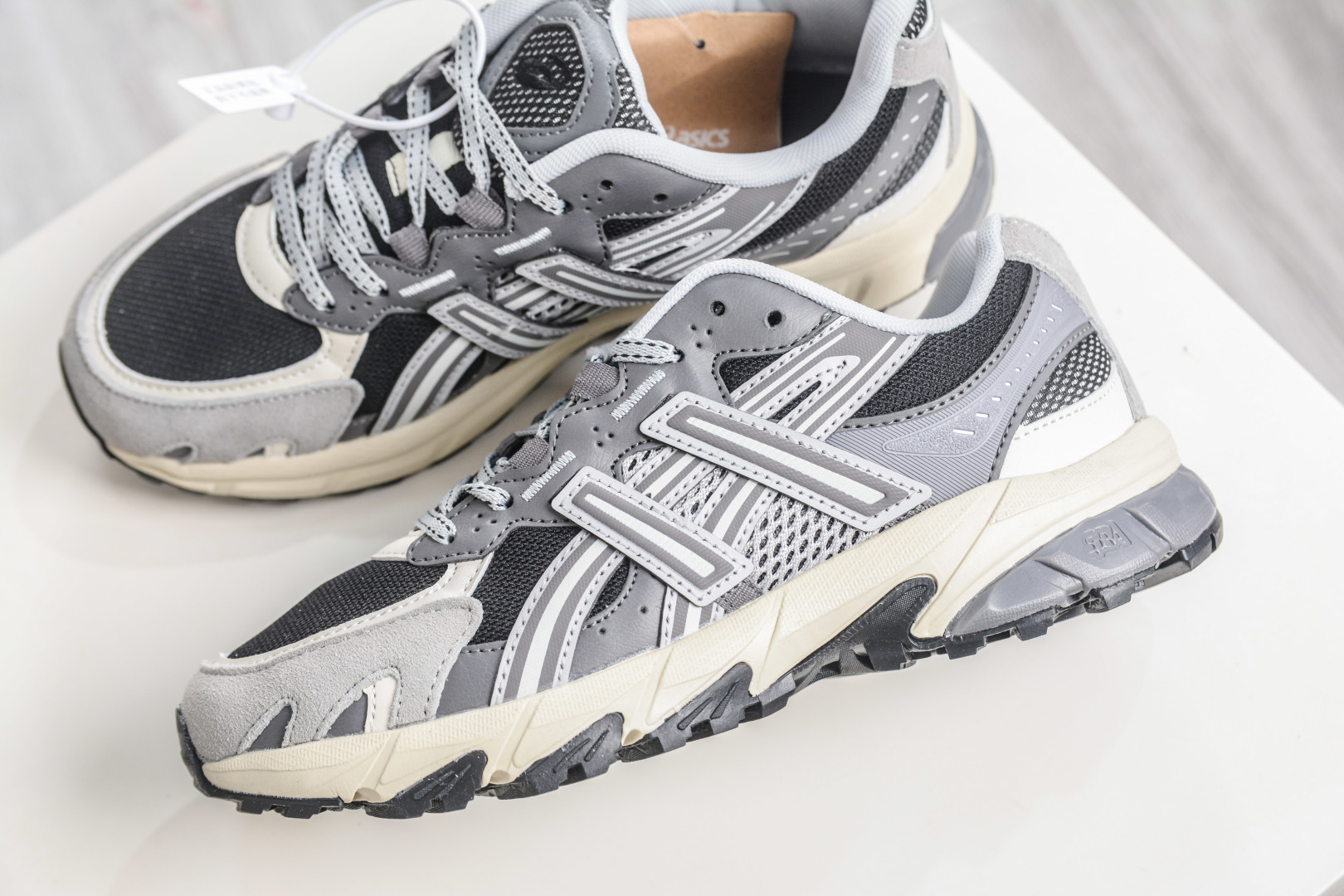 Asics Gel-Sonoma TR62 亚瑟士舒适百搭运动休闲鞋 1203A734-003-Top High Quatity Cheap Sneakers Fashion Clothing Clothes Bags handbags Shoes of all Brand wholesale With The best Quality And Beautiful Price from China Factory Chinese suppliers wholesaler seller Asics Gel-Sonoma TR62 亚瑟士舒适百搭运动休闲鞋 1203A734-003