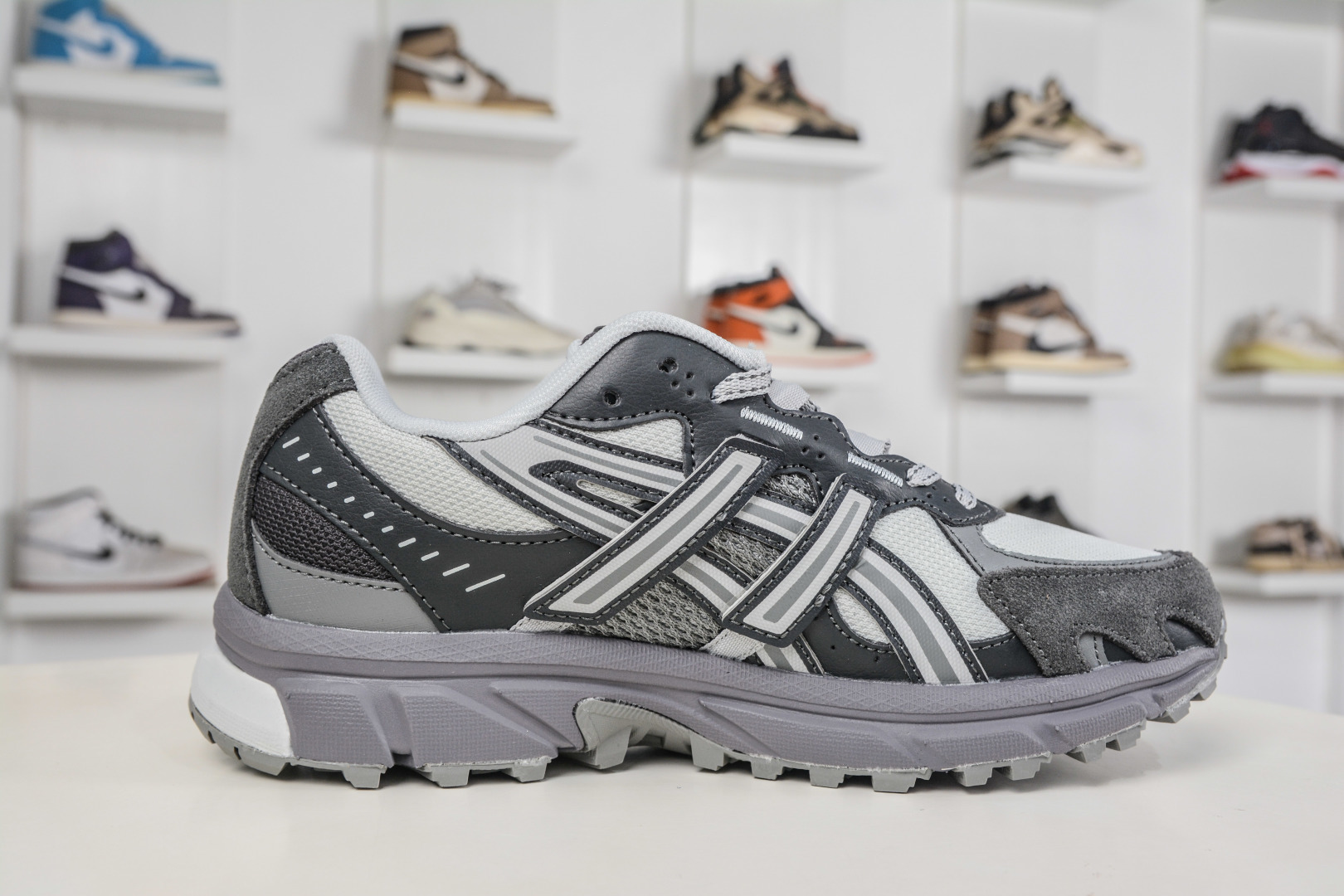200 Asics Gel-Sonoma TR62 亚瑟士舒适百搭运动休闲鞋 1203A734-020