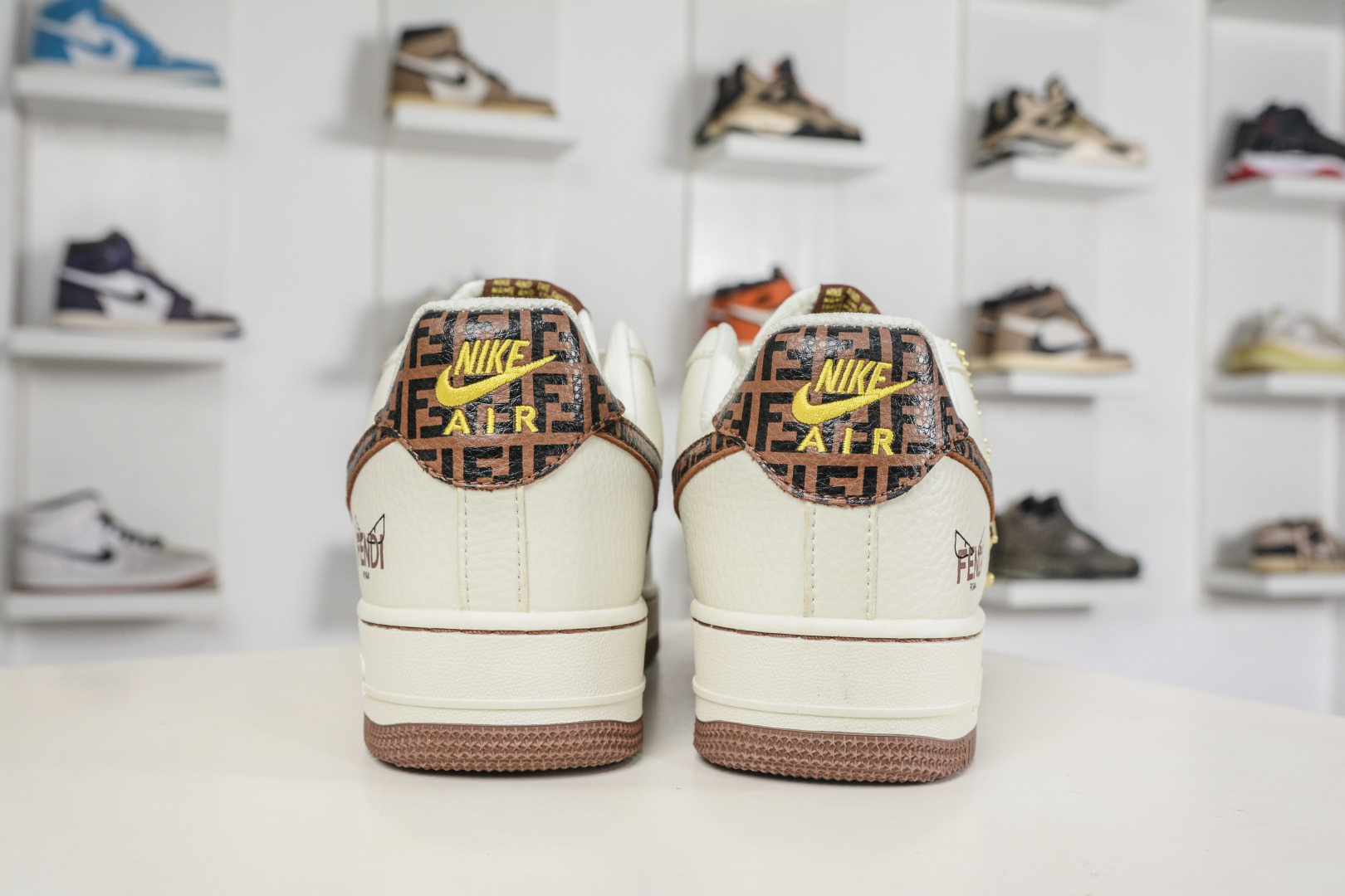 Nike Air Force 1 Low 07 x FENDI 芬迪联名-米棕老花 XY9025-019-Top High Quatity Cheap Sneakers Fashion Clothing Clothes Bags handbags Shoes of all Brand wholesale With The best Quality And Beautiful Price from China Factory Chinese suppliers wholesaler seller Nike Air Force 1 Low 07 x FENDI 芬迪联名-米棕老花 XY9025-019