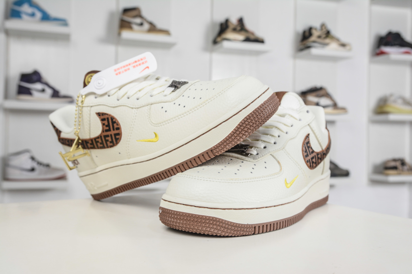 Nike Air Force 1 Low 07 x FENDI 芬迪联名-米棕老花 XY9025-019-Top High Quatity Cheap Sneakers Fashion Clothing Clothes Bags handbags Shoes of all Brand wholesale With The best Quality And Beautiful Price from China Factory Chinese suppliers wholesaler seller Nike Air Force 1 Low 07 x FENDI 芬迪联名-米棕老花 XY9025-019