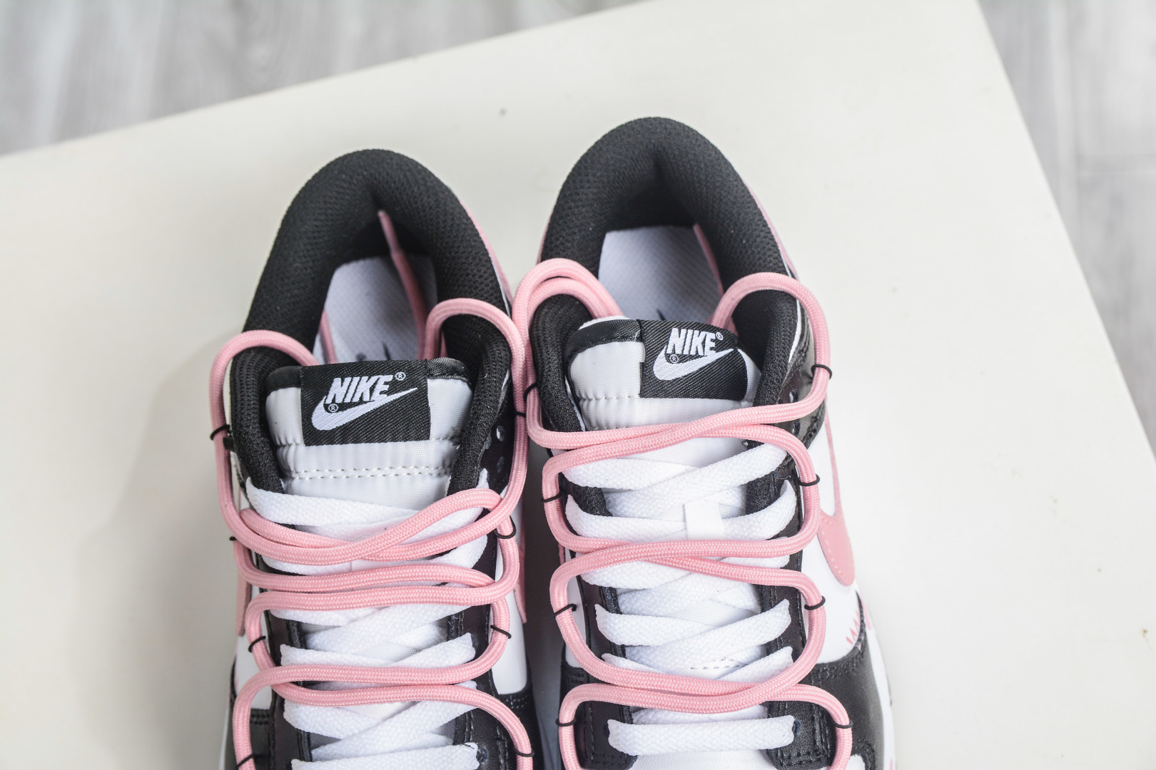 230 Nike Dunk “BLACK PINK”少女设定 APT. Rose 桃夭粉 DD1503-101-Chinese UA Cheap High Quatity Brand Clothes Bags handbags Sneakers wholesale wholesaler seller from China Factory suppliers Fashion Clothing Shoes best Quality Beautiful Price 230 Nike Dunk “BLACK PINK”少女设定 APT. Rose 桃夭粉 DD1503-101