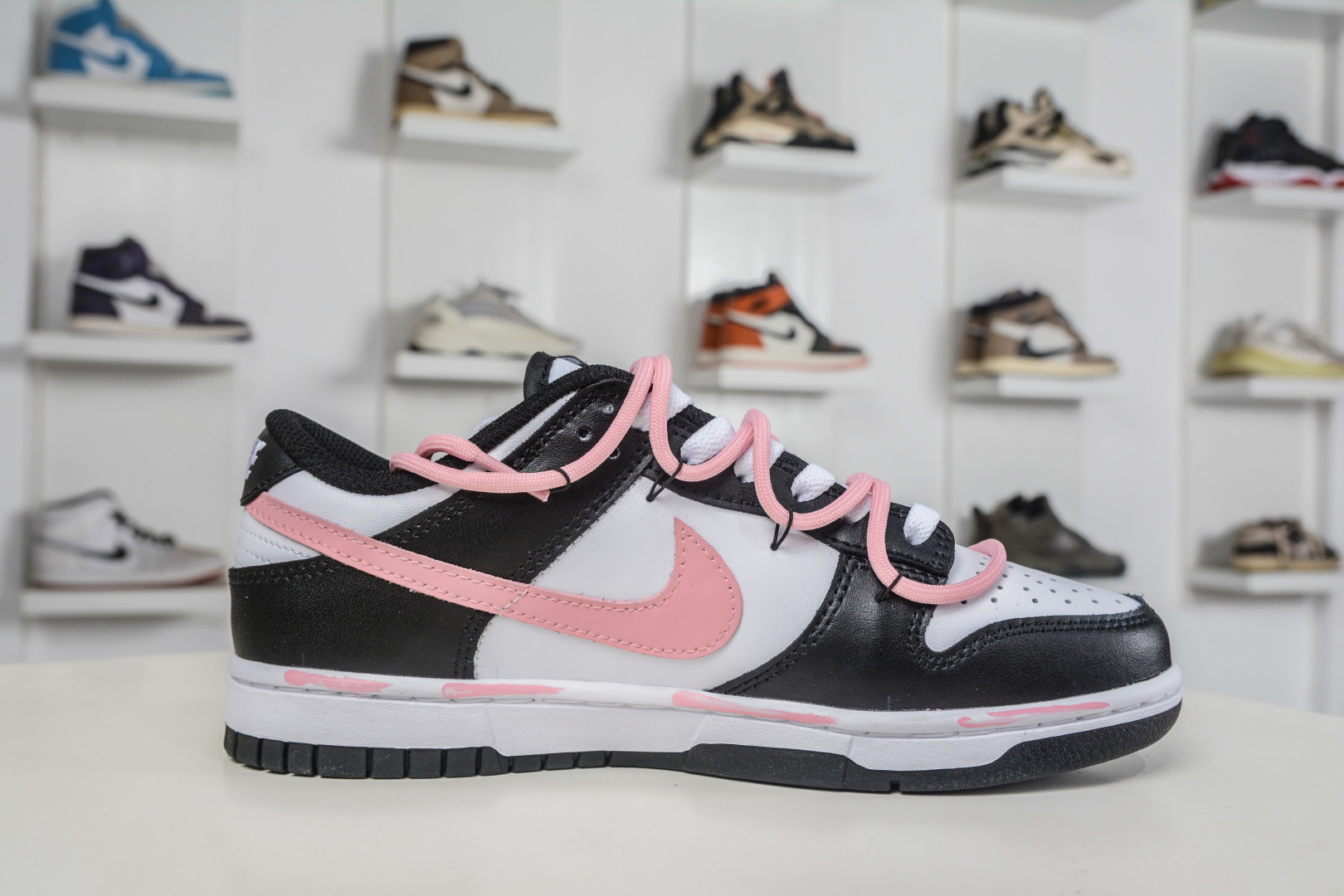 230 Nike Dunk “BLACK PINK”少女设定 APT. Rose 桃夭粉 DD1503-101-Chinese UA Cheap High Quatity Brand Clothes Bags handbags Sneakers wholesale wholesaler seller from China Factory suppliers Fashion Clothing Shoes best Quality Beautiful Price 230 Nike Dunk “BLACK PINK”少女设定 APT. Rose 桃夭粉 DD1503-101