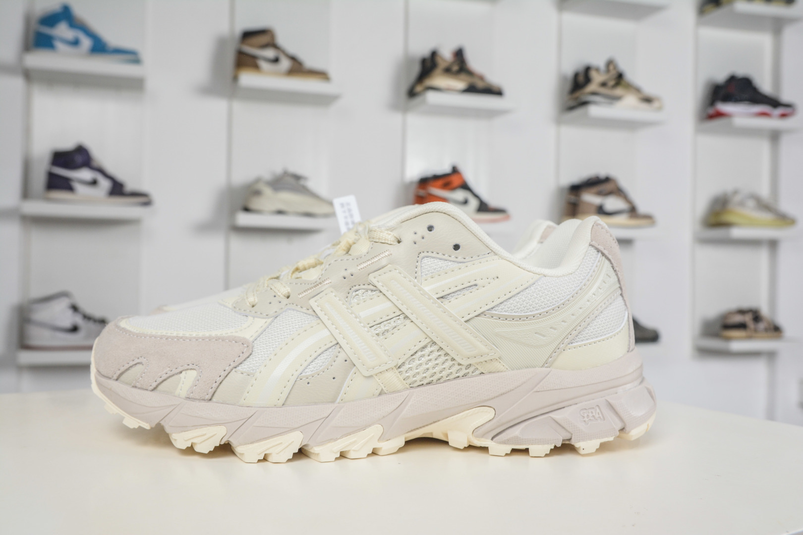 200 Asics Gel-Sonoma TR62 亚瑟士舒适百搭运动休闲鞋 1203A734-100-Chinese UA Cheap High Quatity Brand Clothes Bags handbags Sneakers wholesale wholesaler seller from China Factory suppliers Fashion Clothing Shoes best Quality Beautiful Price 200 Asics Gel-Sonoma TR62 亚瑟士舒适百搭运动休闲鞋 1203A734-100