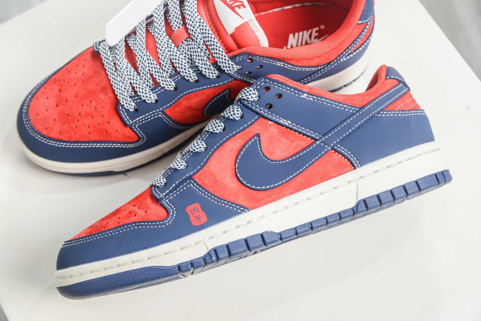 Nike SB Dunk Low 马年限定联名-藏蓝酒红 FF9989-021-Top High Quatity Cheap Sneakers Fashion Clothing Clothes Bags handbags Shoes of all Brand wholesale With The best Quality And Beautiful Price from China Factory Chinese suppliers wholesaler seller Nike SB Dunk Low 马年限定联名-藏蓝酒红 FF9989-021