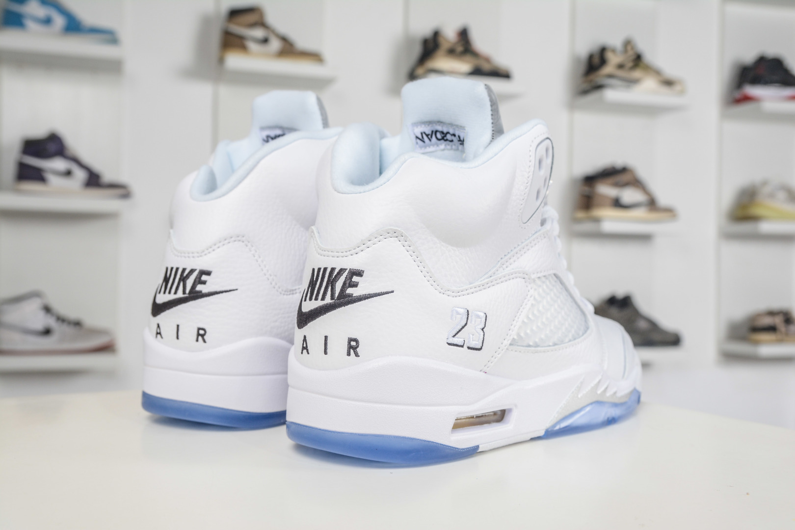 Air Jordan 5 Retro ”White Metallic” 乔丹 AJ5代中帮复古休闲文化篮球鞋 白银 HQ7978-103-Top High Quatity Cheap Sneakers Fashion Clothing Clothes Bags handbags Shoes of all Brand wholesale With The best Quality And Beautiful Price from China Factory Chinese suppliers wholesaler seller Air Jordan 5 Retro ”White Metallic” 乔丹 AJ5代中帮复古休闲文化篮球鞋 白银 HQ7978-103
