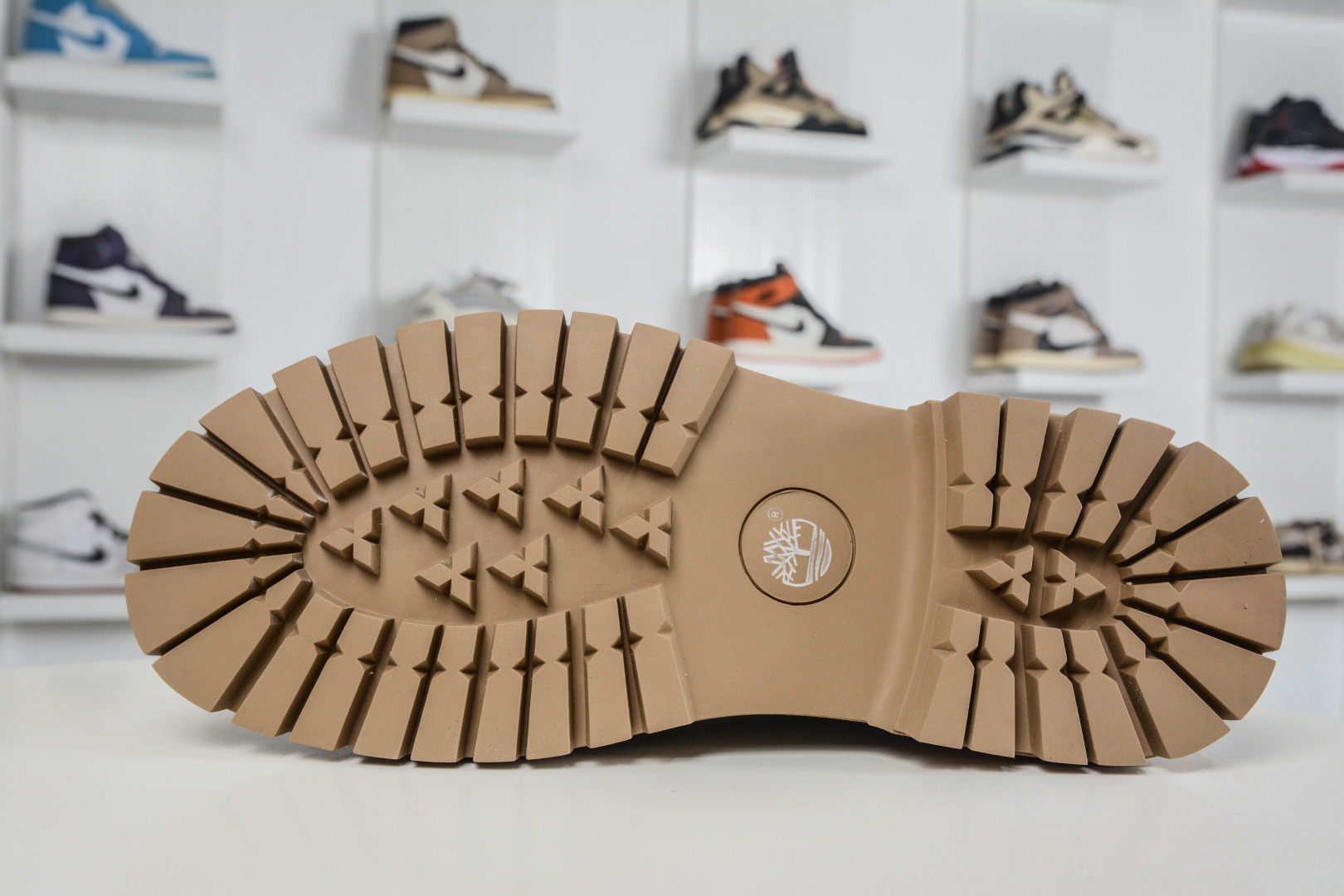 Timberland添柏岚/天伯伦经典户外休闲大黄靴系列-Top High Quatity Cheap Sneakers Fashion Clothing Clothes Bags handbags Shoes of all Brand wholesale With The best Quality And Beautiful Price from China Factory Chinese suppliers wholesaler seller Timberland添柏岚/天伯伦经典户外休闲大黄靴系列