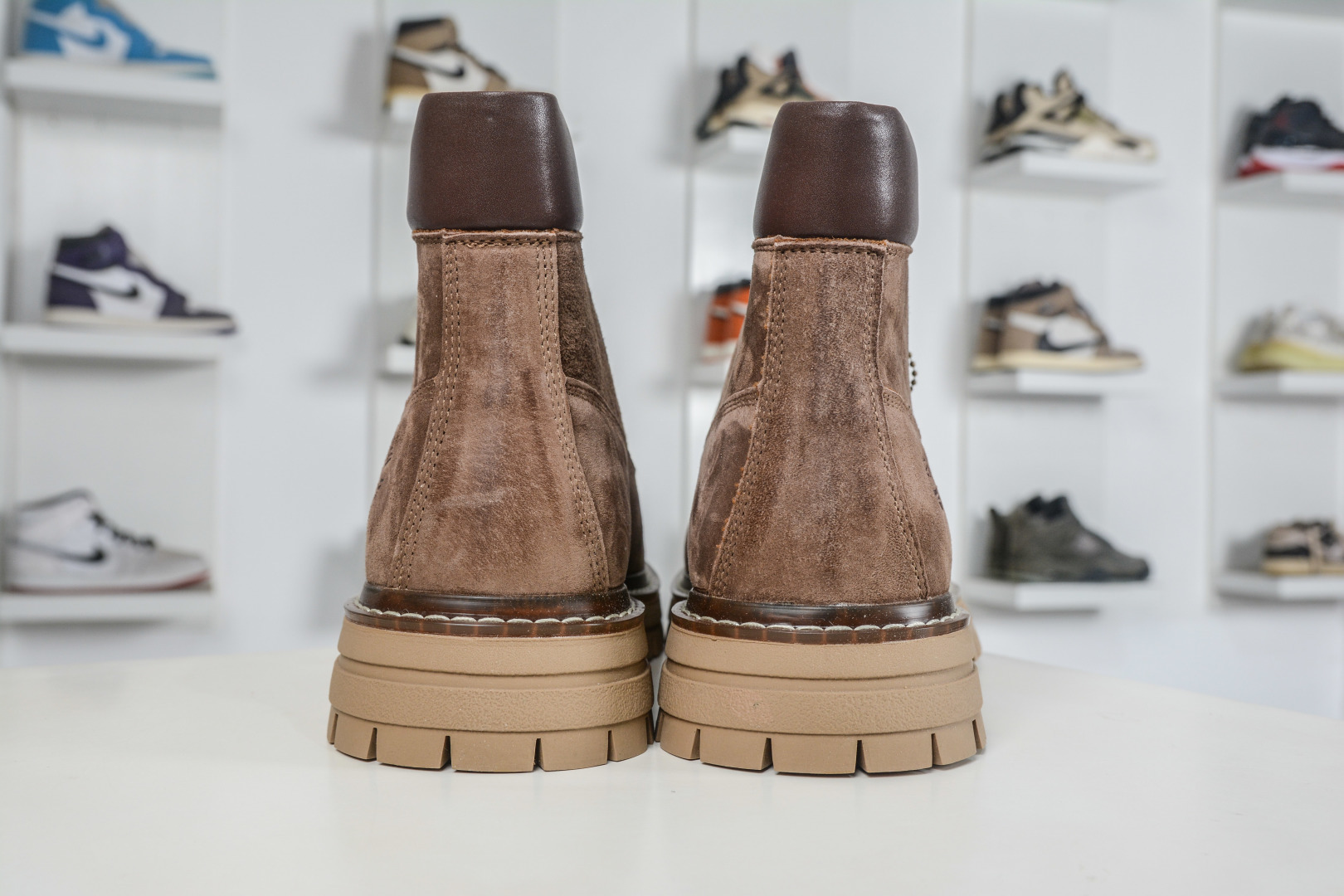 Timberland添柏岚/天伯伦经典户外休闲大黄靴系列-Top High Quatity Cheap Sneakers Fashion Clothing Clothes Bags handbags Shoes of all Brand wholesale With The best Quality And Beautiful Price from China Factory Chinese suppliers wholesaler seller Timberland添柏岚/天伯伦经典户外休闲大黄靴系列