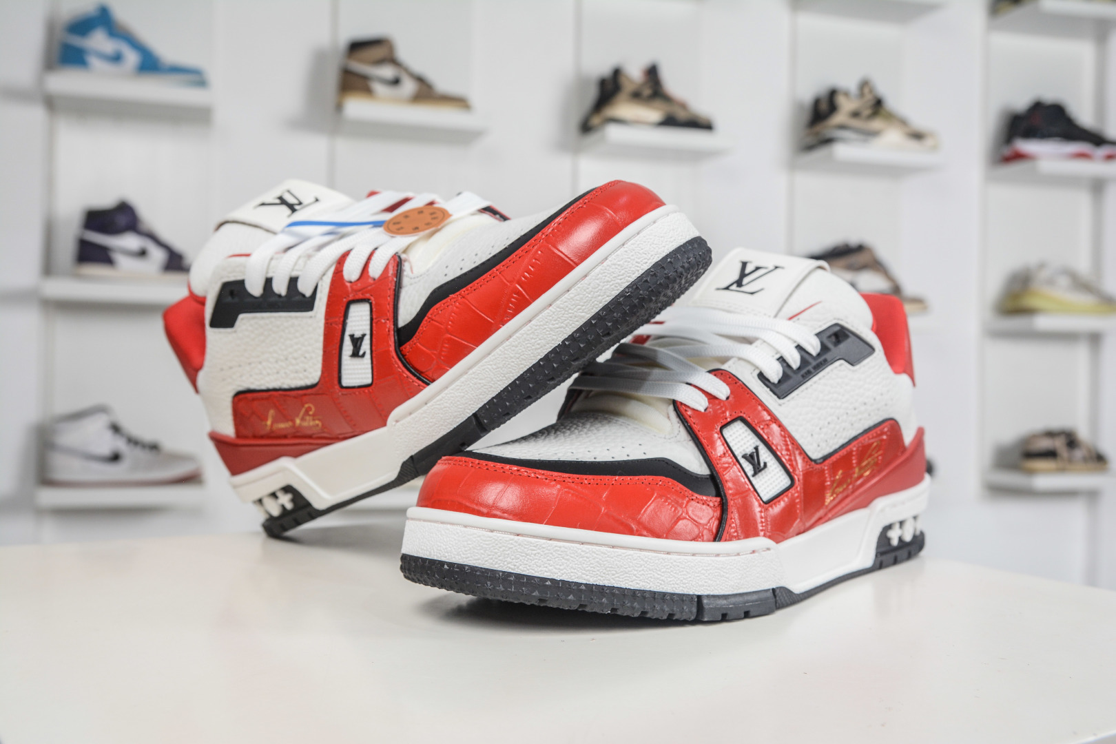 Louis Vuitton Trainer 系列板鞋 小红书种草推荐-Top High Quatity Cheap Sneakers Fashion Clothing Clothes Bags handbags Shoes of all Brand wholesale With The best Quality And Beautiful Price from China Factory Chinese suppliers wholesaler seller Louis Vuitton Trainer 系列板鞋 小红书种草推荐
