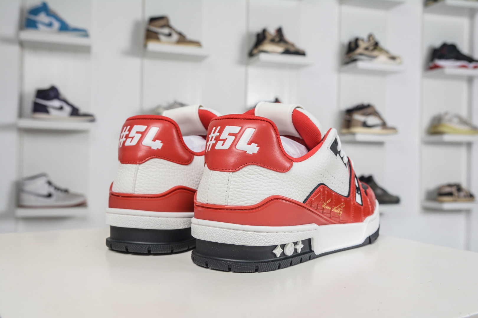 Louis Vuitton Trainer 系列板鞋 小红书种草推荐-Top High Quatity Cheap Sneakers Fashion Clothing Clothes Bags handbags Shoes of all Brand wholesale With The best Quality And Beautiful Price from China Factory Chinese suppliers wholesaler seller Louis Vuitton Trainer 系列板鞋 小红书种草推荐