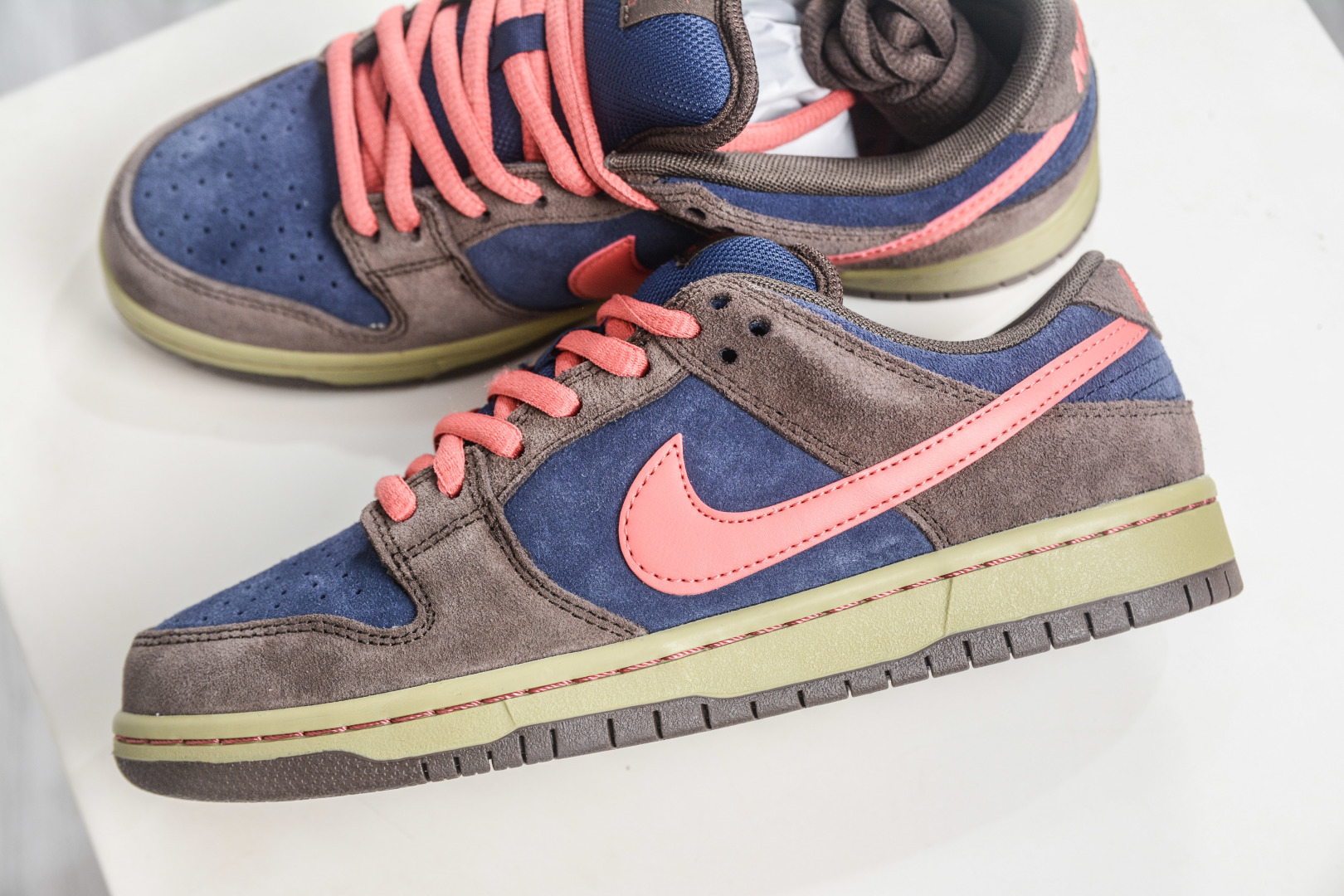 200 Nike Dunk SB Low ”Baroque Brown Adobe” 巴洛克棕 HQ1625-200-Chinese UA Cheap High Quatity Brand Clothes Bags handbags Sneakers wholesale wholesaler seller from China Factory suppliers Fashion Clothing Shoes best Quality Beautiful Price 200 Nike Dunk SB Low ”Baroque Brown Adobe” 巴洛克棕 HQ1625-200