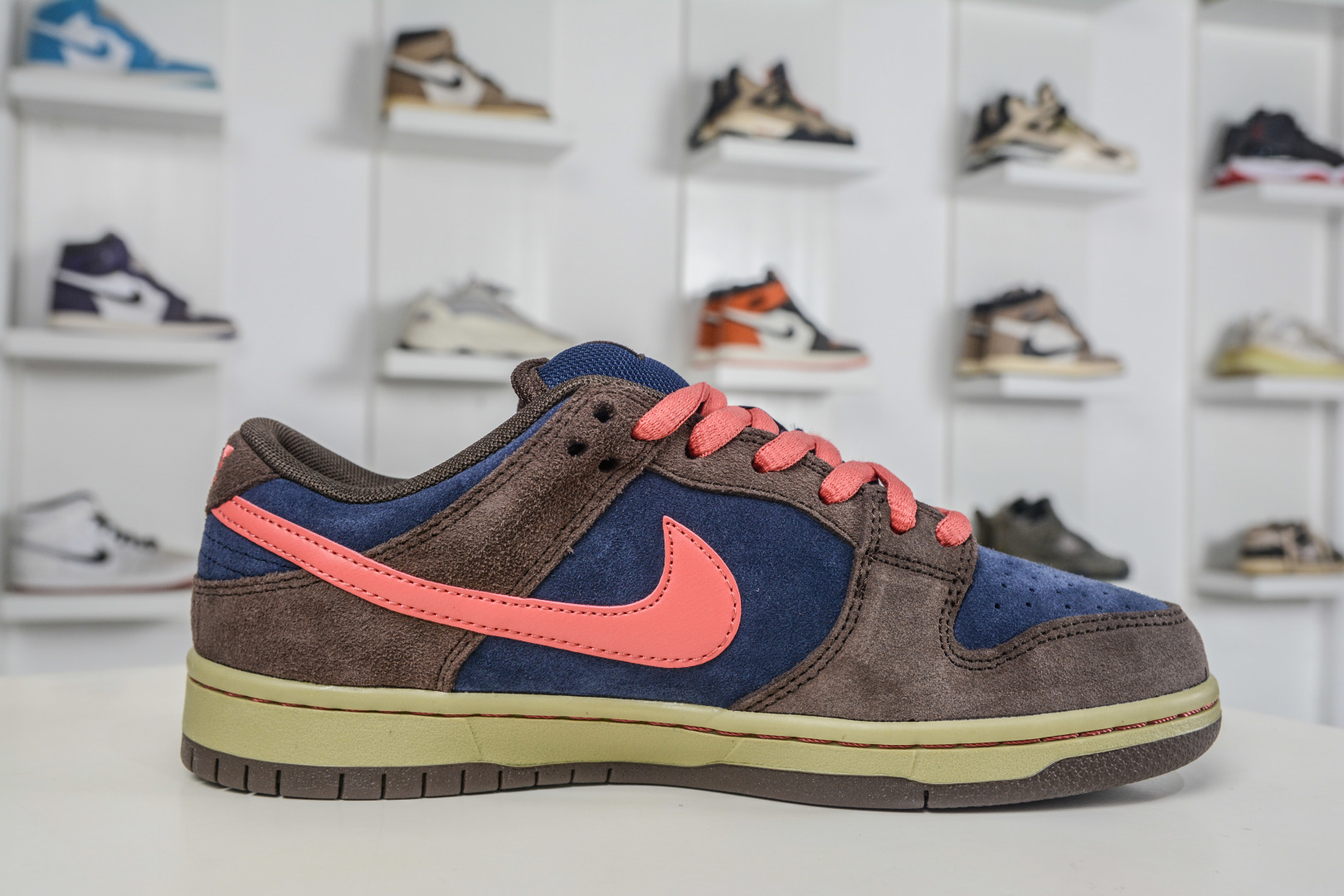 200 Nike Dunk SB Low ”Baroque Brown Adobe” 巴洛克棕 HQ1625-200-Chinese UA Cheap High Quatity Brand Clothes Bags handbags Sneakers wholesale wholesaler seller from China Factory suppliers Fashion Clothing Shoes best Quality Beautiful Price 200 Nike Dunk SB Low ”Baroque Brown Adobe” 巴洛克棕 HQ1625-200