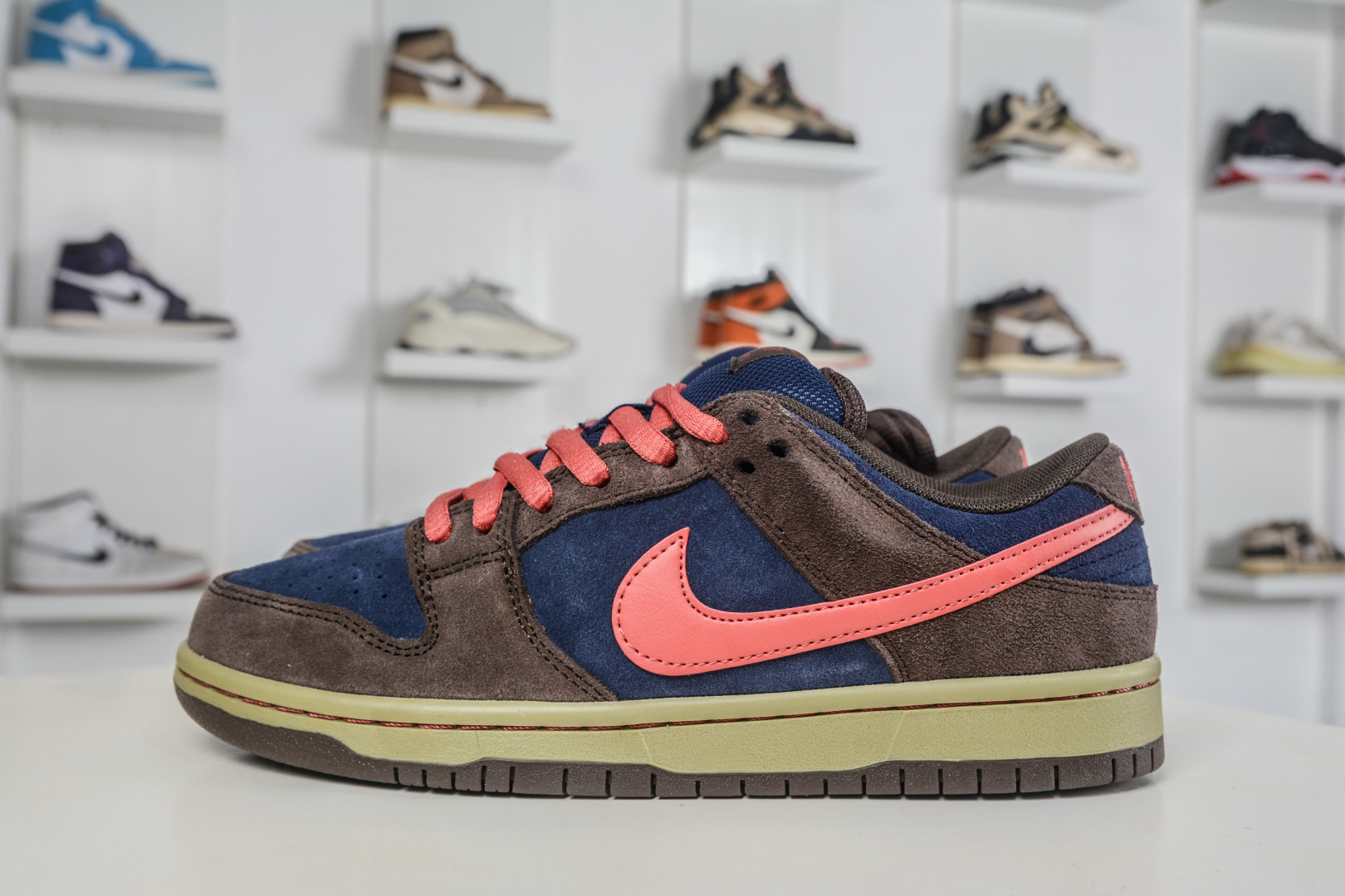 200 Nike Dunk SB Low ”Baroque Brown Adobe” 巴洛克棕 HQ1625-200-Chinese UA Cheap High Quatity Brand Clothes Bags handbags Sneakers wholesale wholesaler seller from China Factory suppliers Fashion Clothing Shoes best Quality Beautiful Price 200 Nike Dunk SB Low ”Baroque Brown Adobe” 巴洛克棕 HQ1625-200