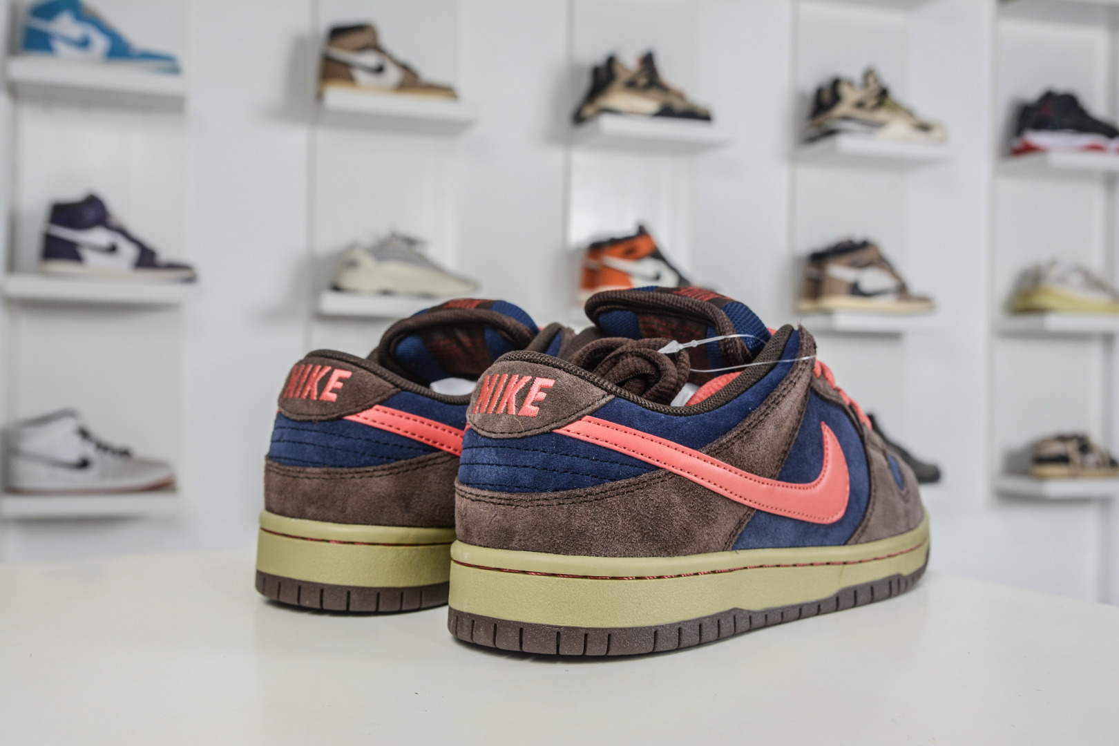 200 Nike Dunk SB Low ”Baroque Brown Adobe” 巴洛克棕 HQ1625-200-Chinese UA Cheap High Quatity Brand Clothes Bags handbags Sneakers wholesale wholesaler seller from China Factory suppliers Fashion Clothing Shoes best Quality Beautiful Price 200 Nike Dunk SB Low ”Baroque Brown Adobe” 巴洛克棕 HQ1625-200
