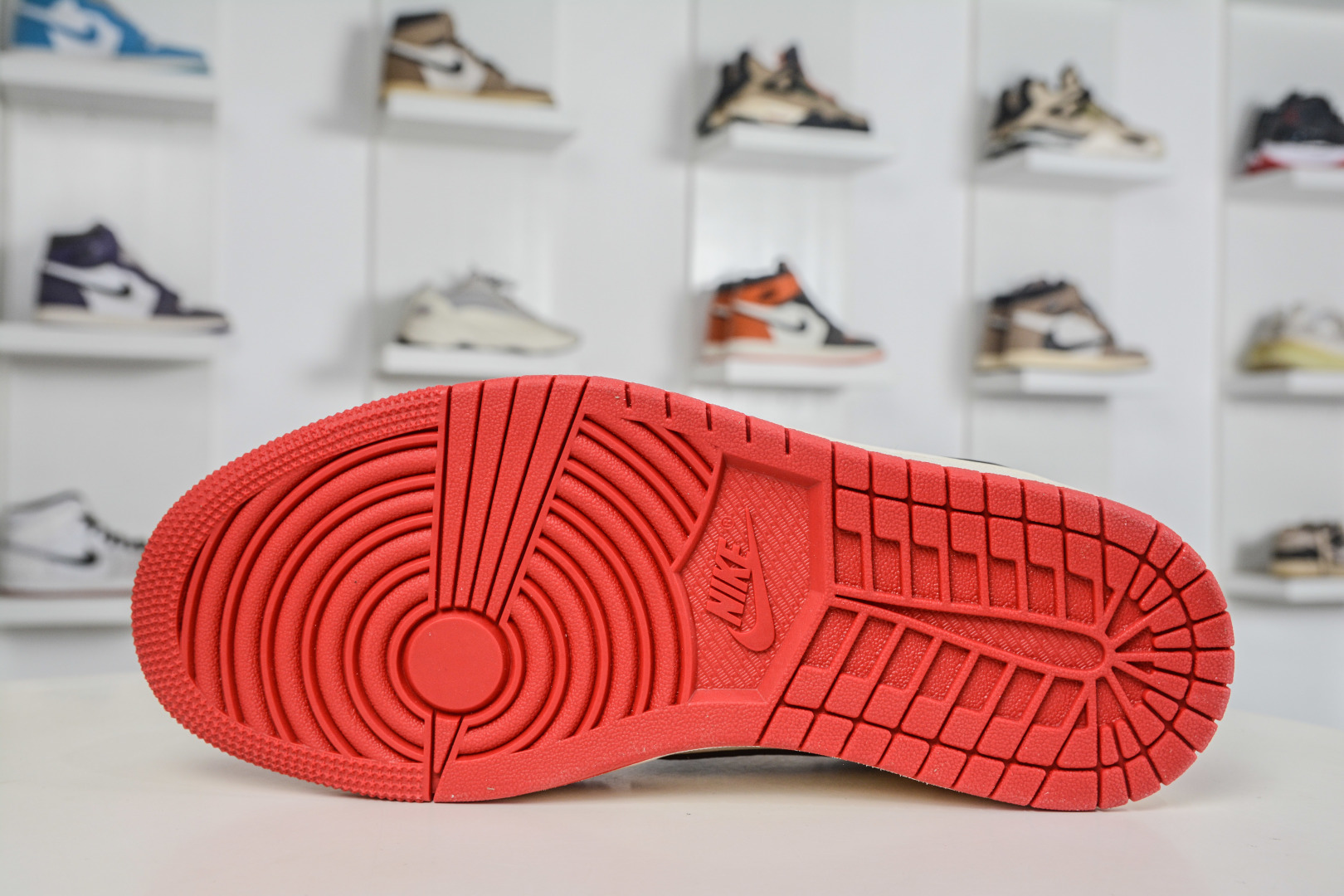 TS x Air Jordan AJ1 Low 倒钩低帮马年限定-米白红黑勾 QW5288-142-Top High Quatity Cheap Sneakers Fashion Clothing Clothes Bags handbags Shoes of all Brand wholesale With The best Quality And Beautiful Price from China Factory Chinese suppliers wholesaler seller TS x Air Jordan AJ1 Low 倒钩低帮马年限定-米白红黑勾 QW5288-142