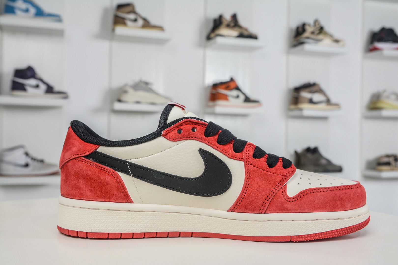 TS x Air Jordan AJ1 Low 倒钩低帮马年限定-米白红黑勾 QW5288-142-Top High Quatity Cheap Sneakers Fashion Clothing Clothes Bags handbags Shoes of all Brand wholesale With The best Quality And Beautiful Price from China Factory Chinese suppliers wholesaler seller TS x Air Jordan AJ1 Low 倒钩低帮马年限定-米白红黑勾 QW5288-142