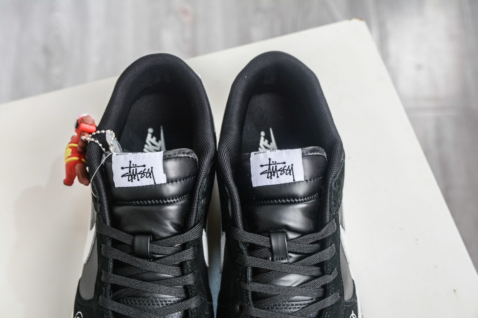 Nike SB Dunk Low X Stussy 斯图西马年限定联名—黑白 X25899-116-Top High Quatity Cheap Sneakers Fashion Clothing Clothes Bags handbags Shoes of all Brand wholesale With The best Quality And Beautiful Price from China Factory Chinese suppliers wholesaler seller Nike SB Dunk Low X Stussy 斯图西马年限定联名—黑白 X25899-116